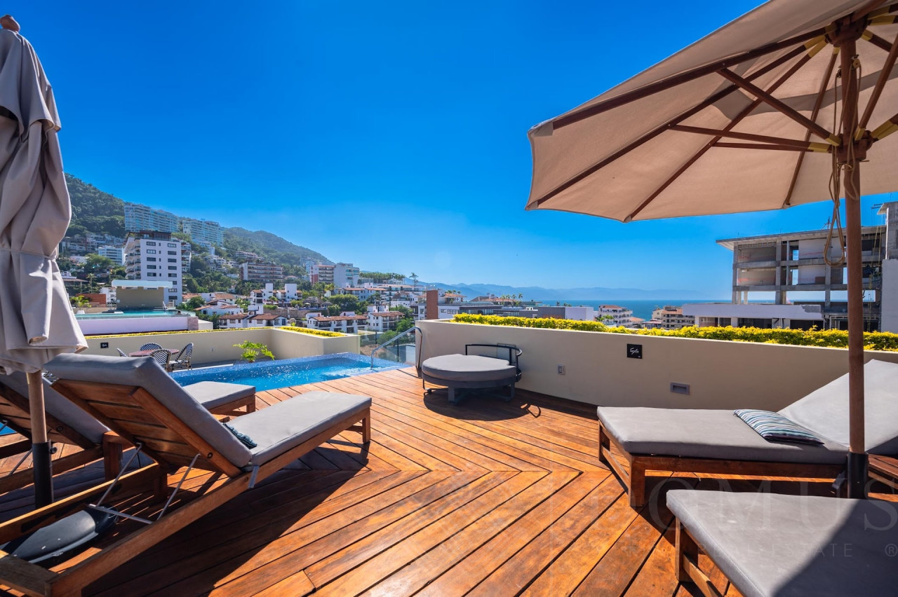 Condominio Pavilion 703 Zona Romántica
