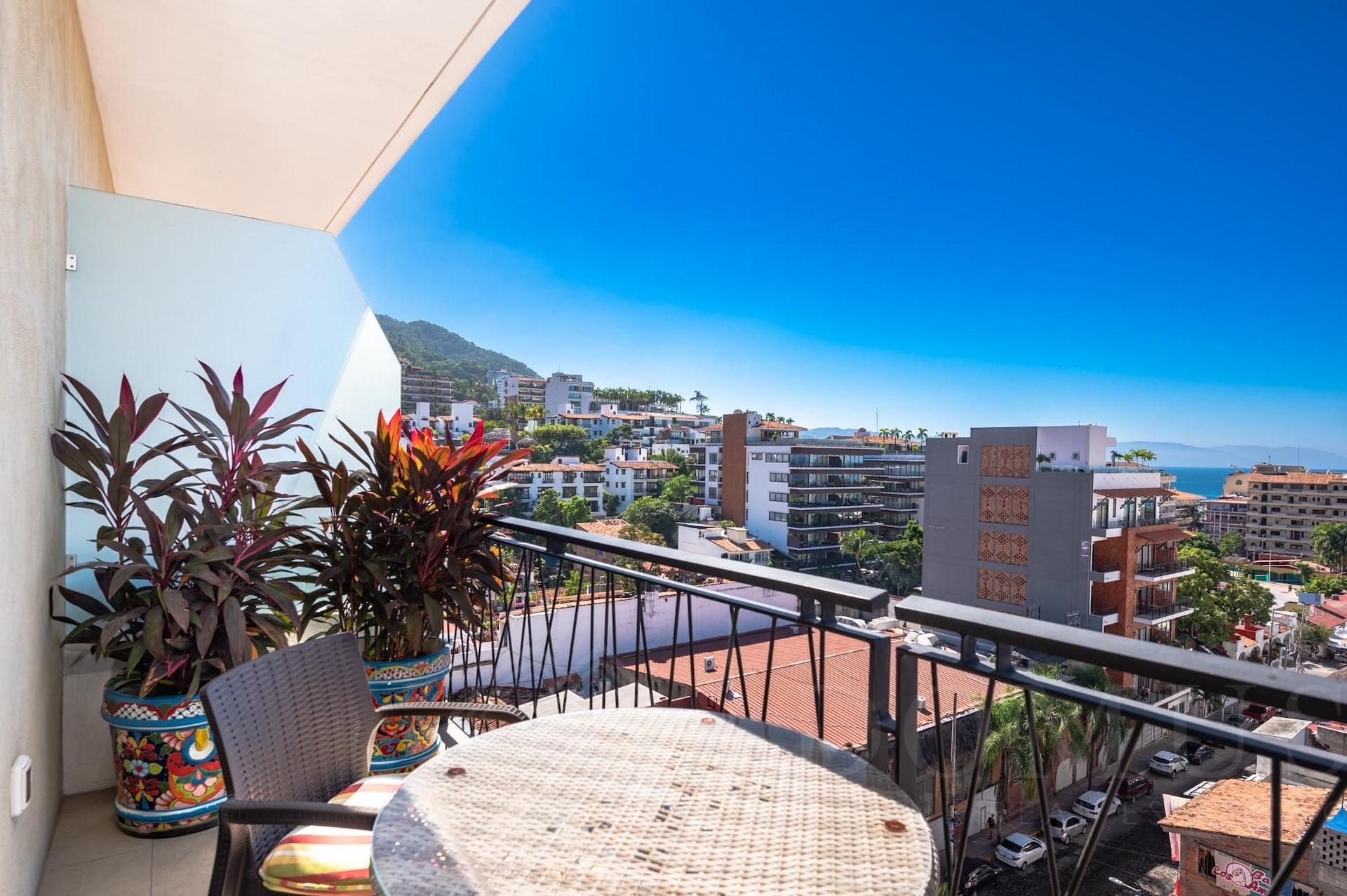 Image gallery of Condo Pavilion 703 Romantic Zone