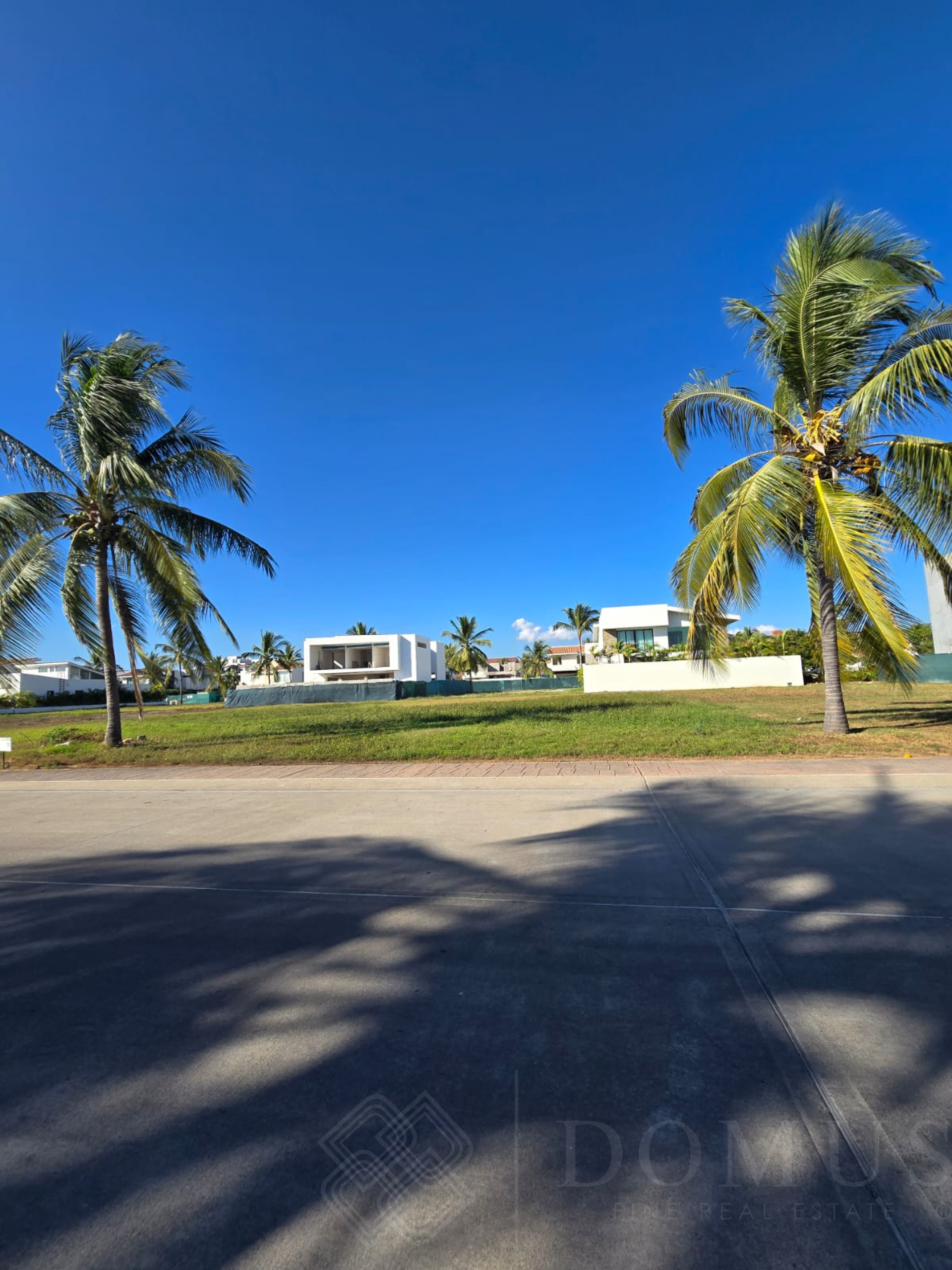 Image gallery of Abedul Lot 55 - Lot for Sale in Los Tigres