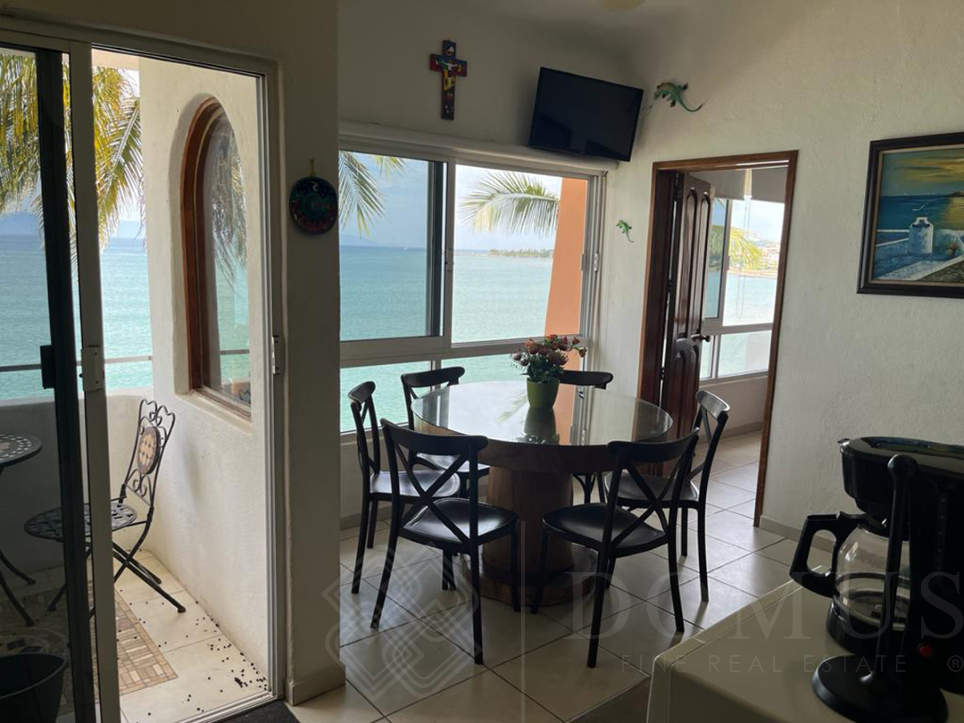 Image gallery of Vista Bahia #401 - Beachfront condominium for sale north of Bucerías