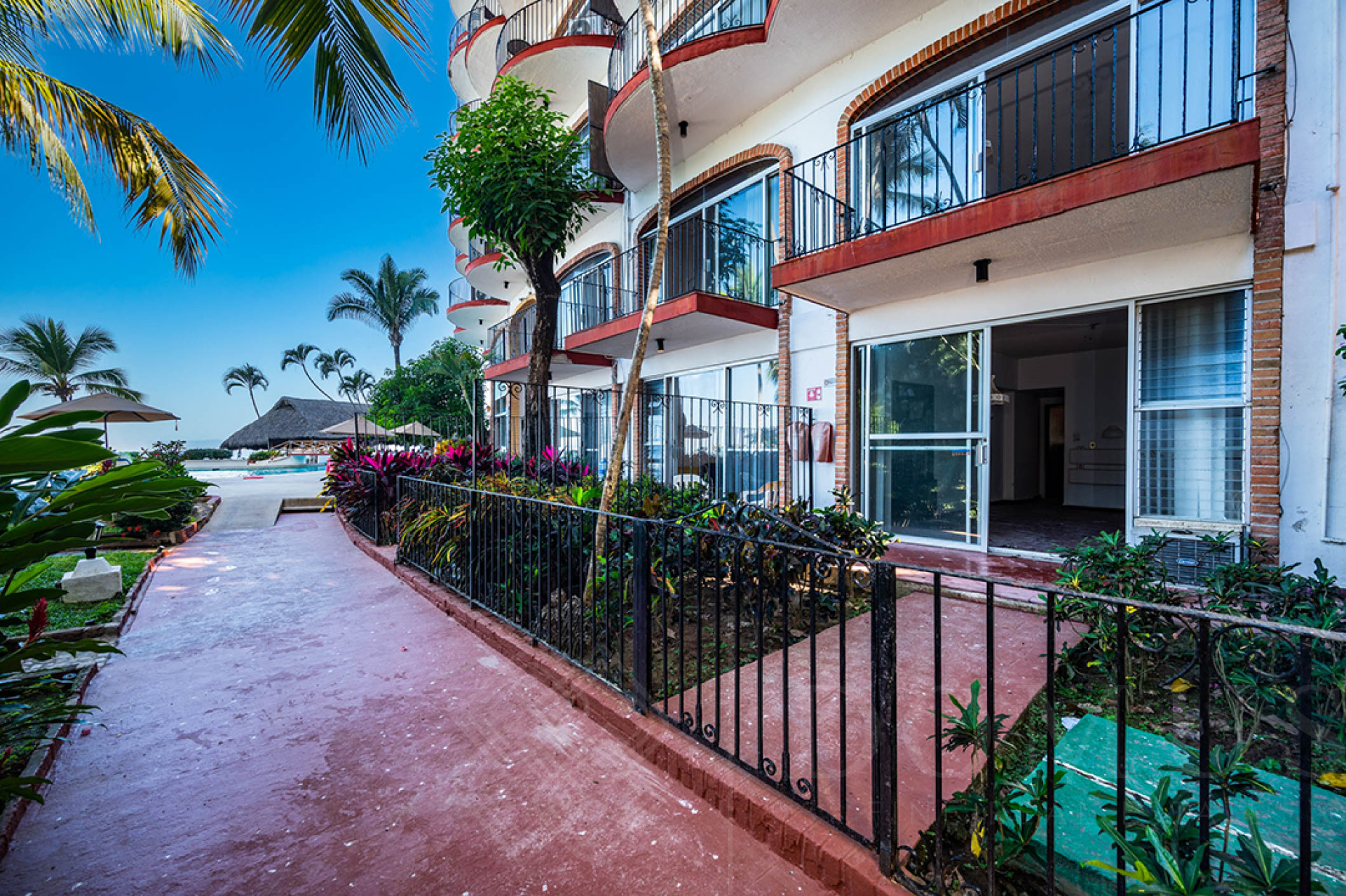 Galeria de Condominio NJ 1 Girasol Sur - Departamento en venta en Playa Gemelas, Puerto Vallarta