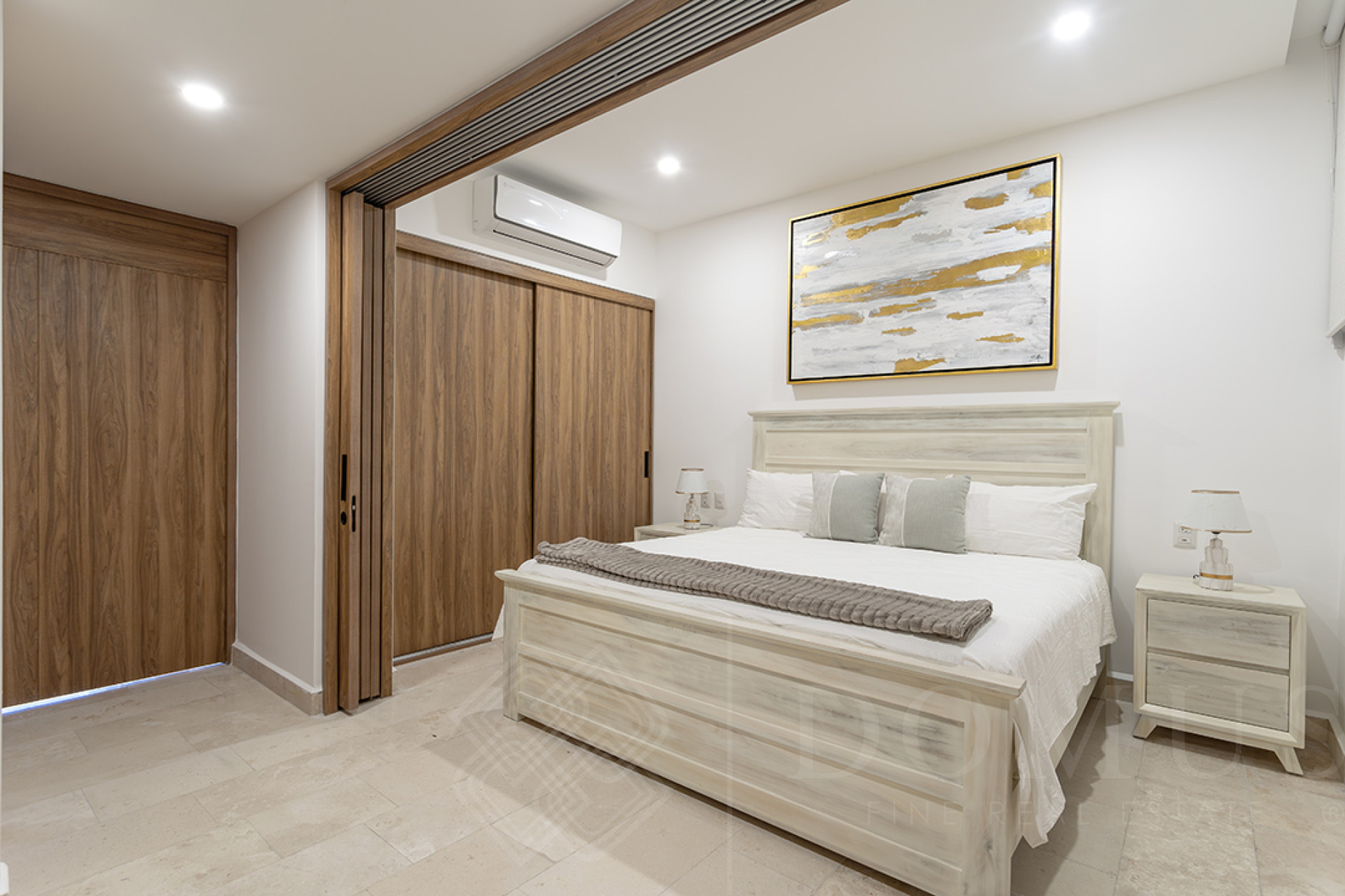 Image gallery of Condominium 2102 Harbor 171 North Tower - Oceanfront Apartment for Sale in Puerto Vallarta