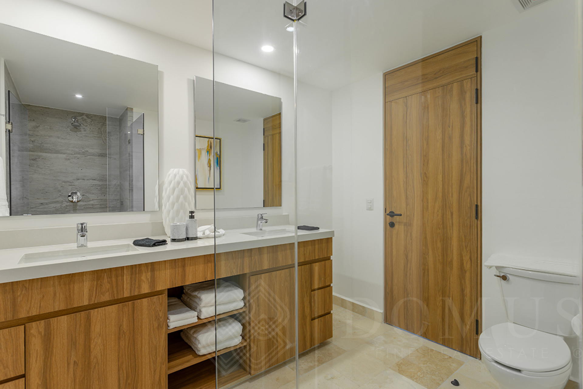 Image gallery of Condominium 2306 Harbor 171 North Tower - Oceanfront Apartment for Sale in Puerto Vallarta