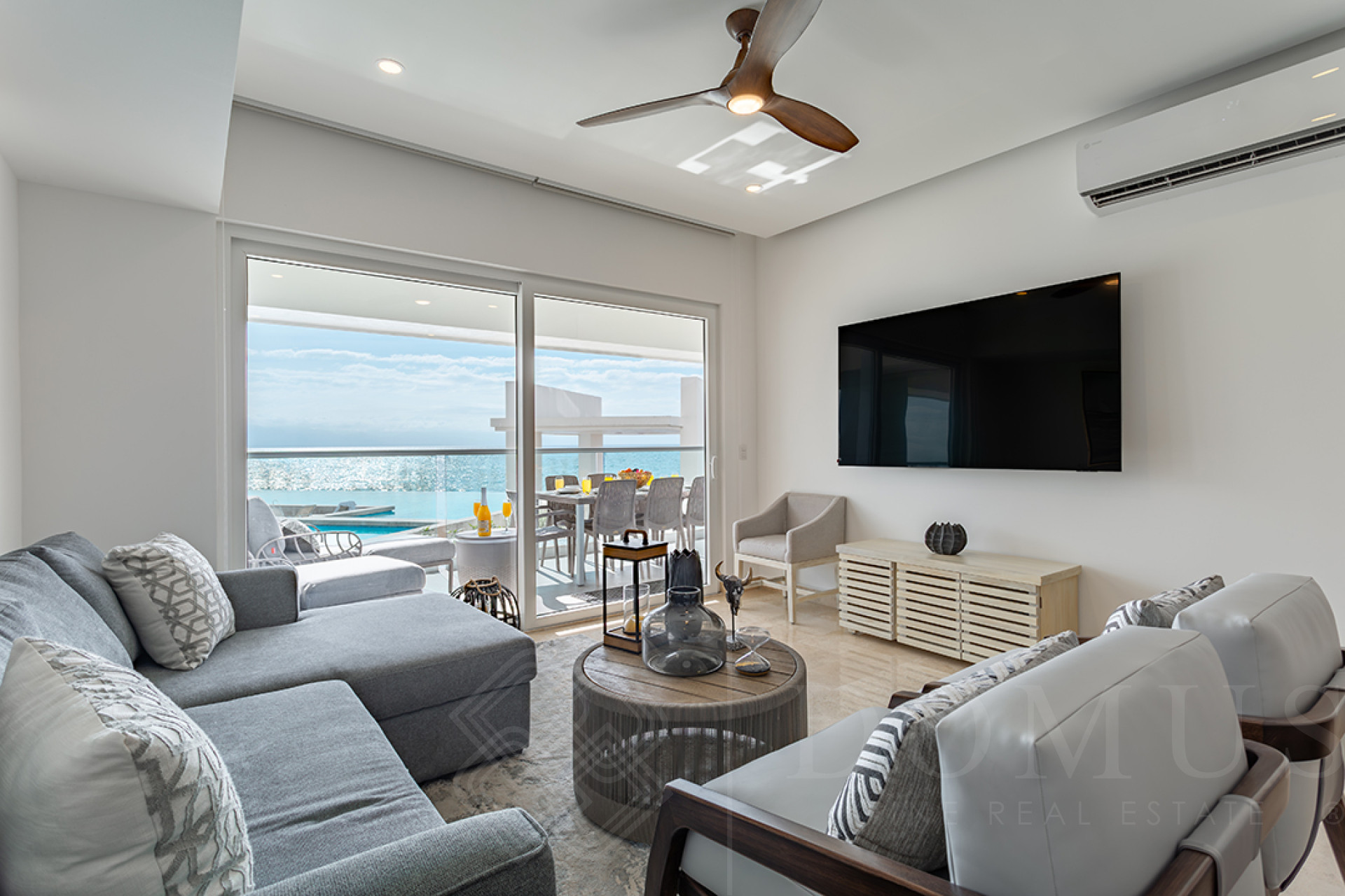 Image gallery of Condominium PG3 Harbor 171 North Tower - Oceanfront Garden Penthouse for Sale in Puerto Vallarta