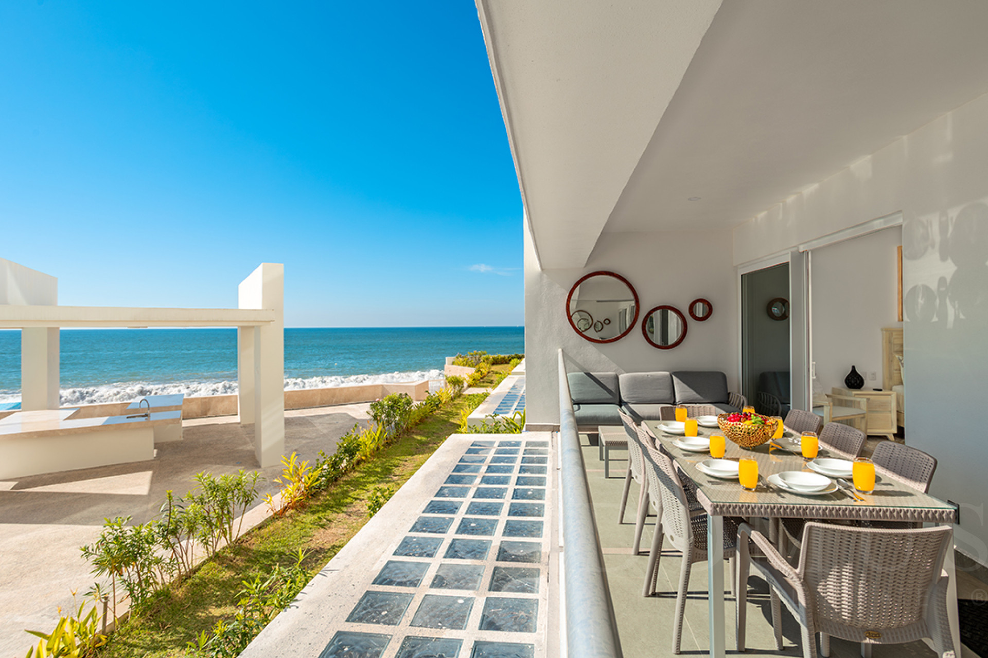 Image gallery of Condominium PG3 Harbor 171 North Tower - Oceanfront Garden Penthouse for Sale in Puerto Vallarta