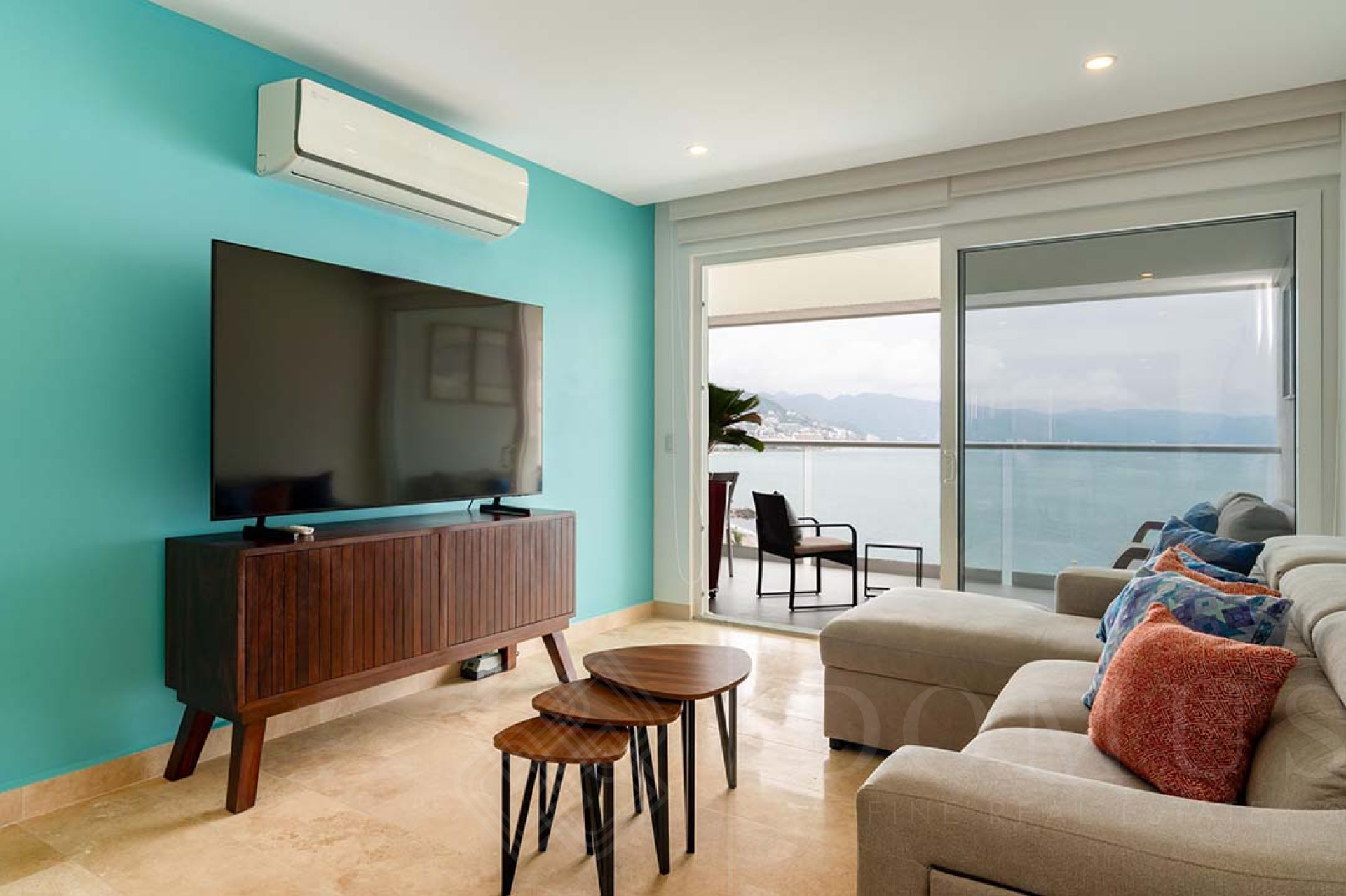Image gallery of Harbor 171 Torre Norte 906 - Oceanfront apartment for sale in Puerto Vallarta