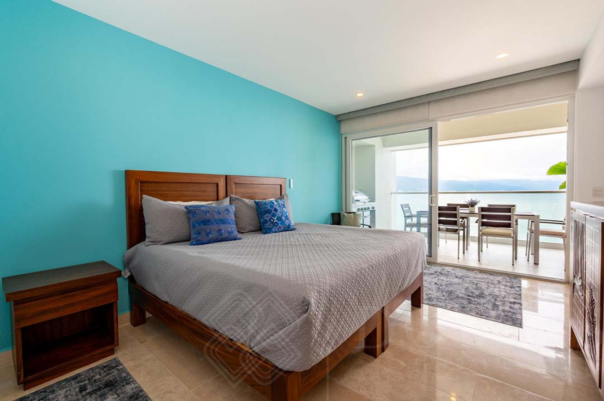 Image gallery of Harbor 171 Torre Norte 906 - Oceanfront apartment for sale in Puerto Vallarta