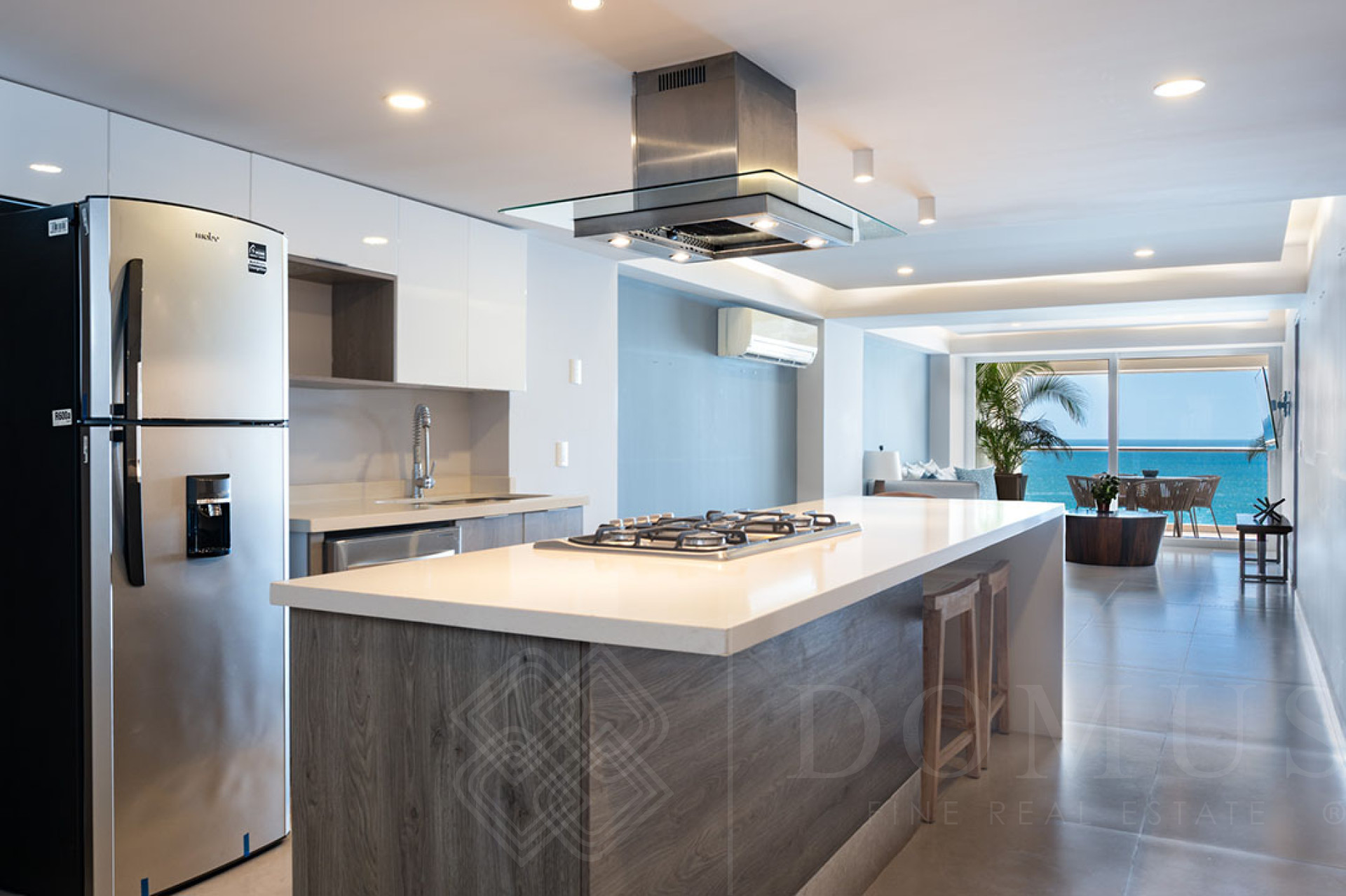 Image gallery of Harbor 171 TS 9011 - Oceanfront apartment for sale, Puerto Vallarta
