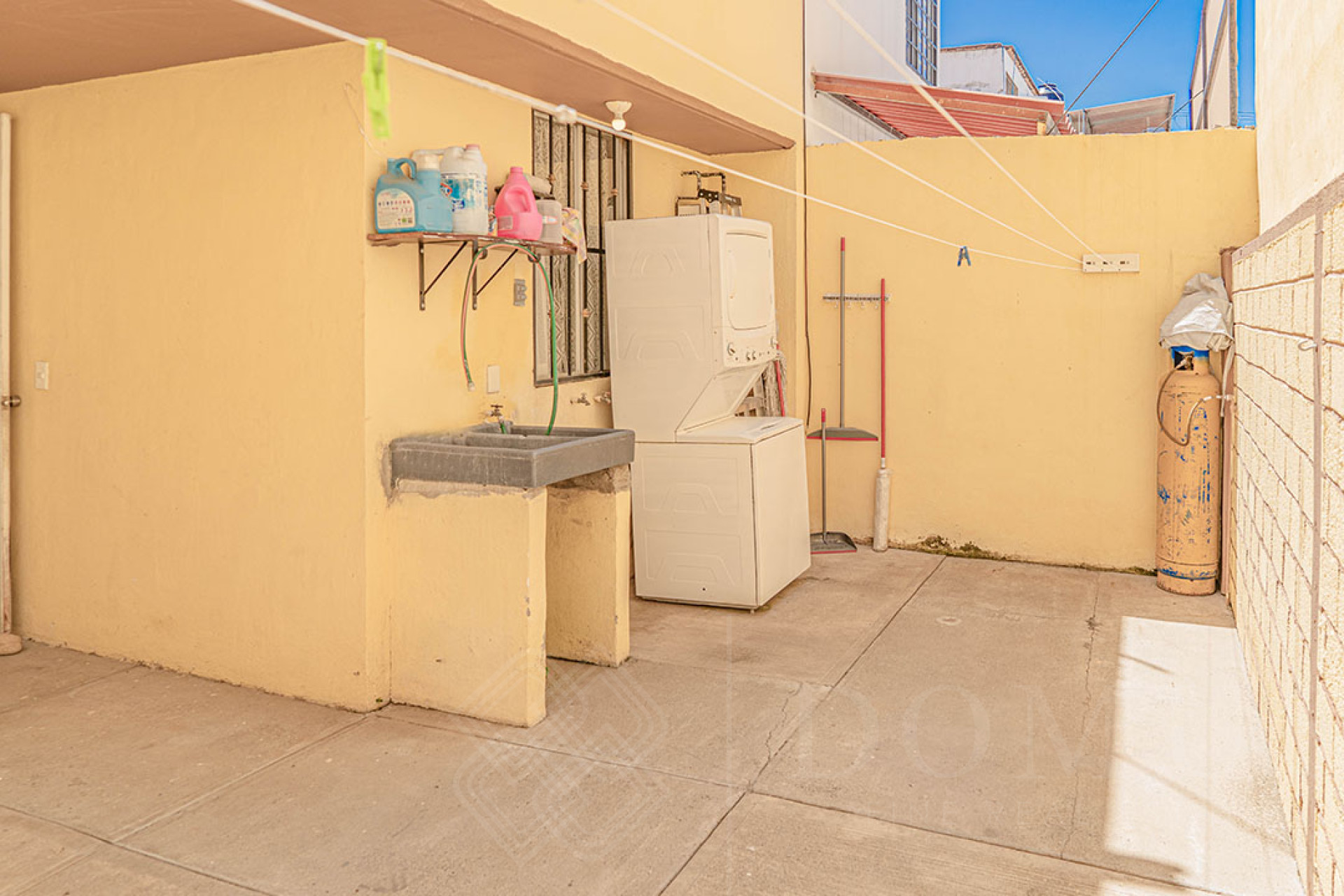Galeria de Casa Chapa - Casa en venta en Valle Dorado