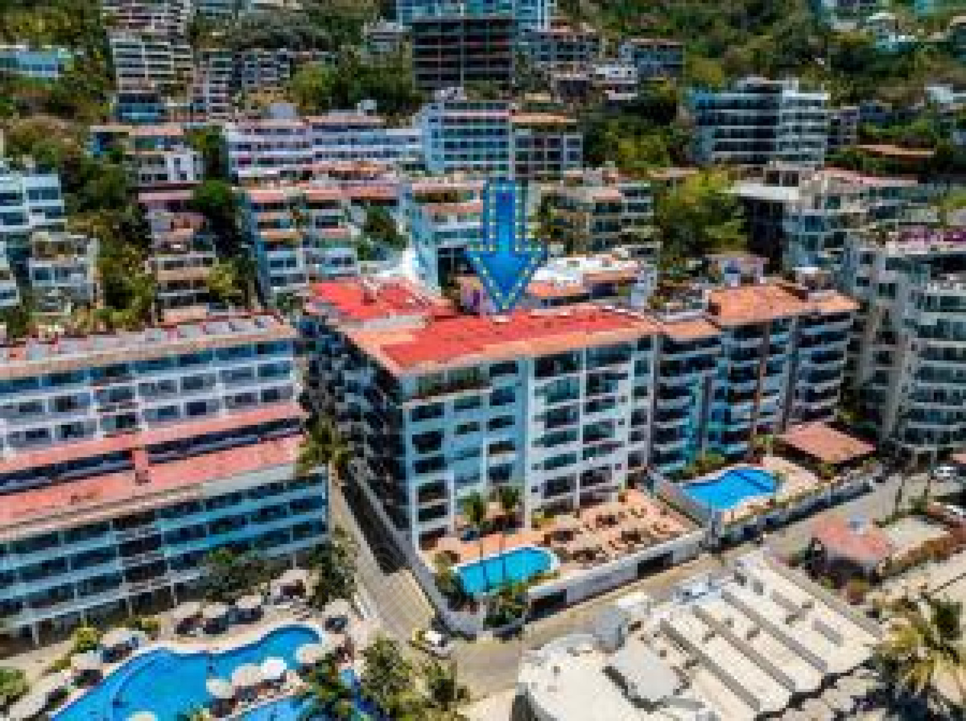 Galeria de One Beach Street 205B - Departamento en venta frente al mar, Zona Romántica