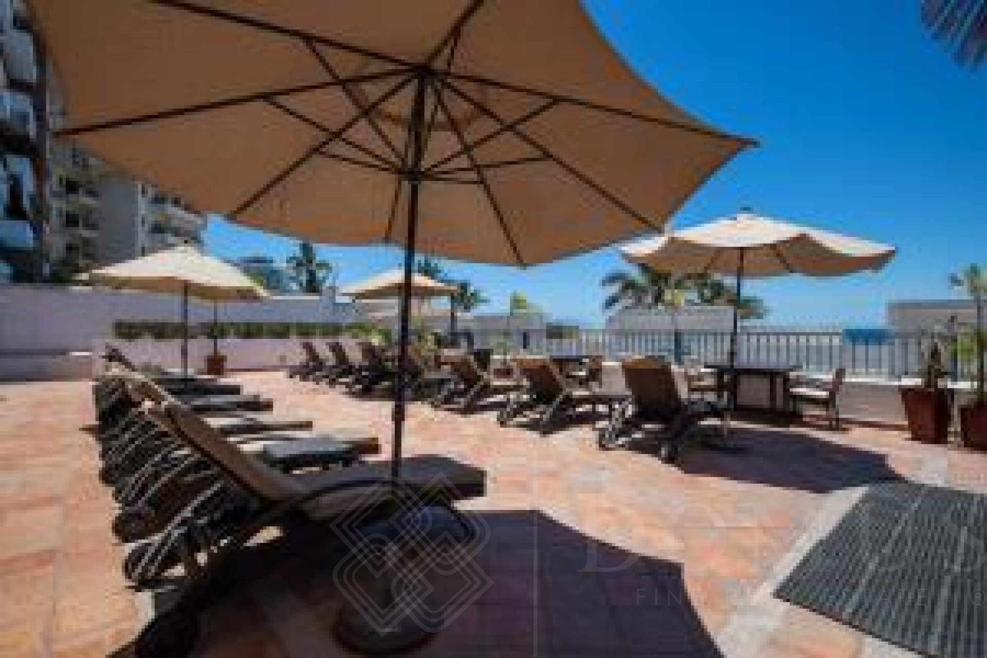 Galeria de One Beach Street 205B - Departamento en venta frente al mar, Zona Romántica