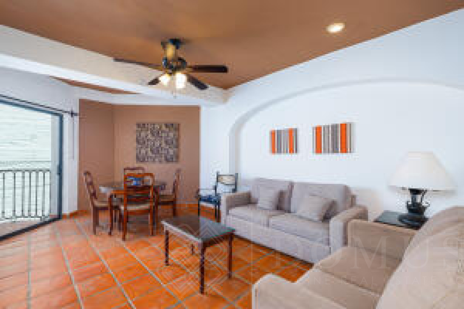 Galeria de One Beach Street 205B - Departamento en venta frente al mar, Zona Romántica