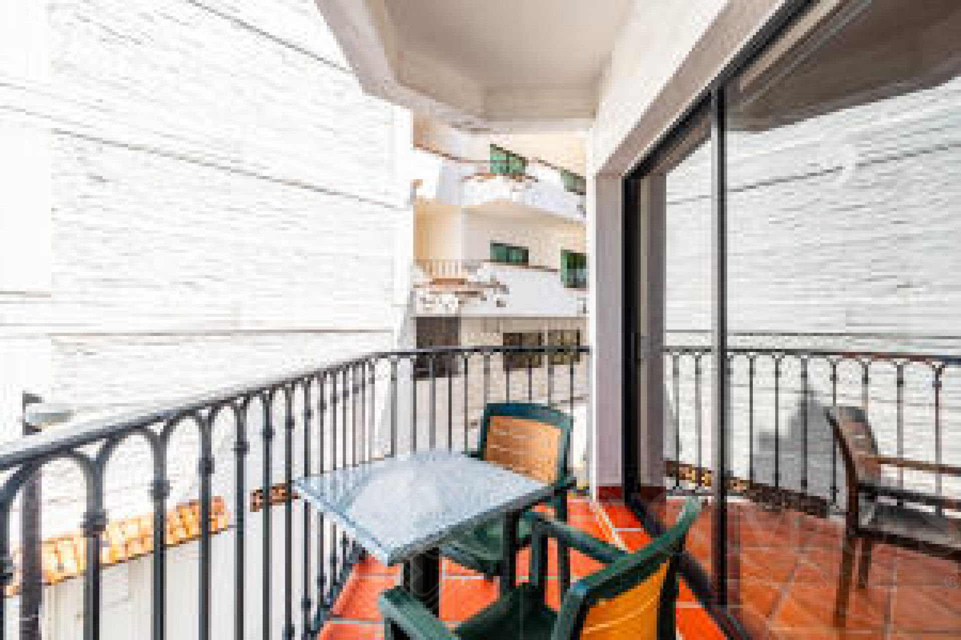 Galeria de One Beach Street 306B - Departamento en venta frente al mar, Zona Romántica