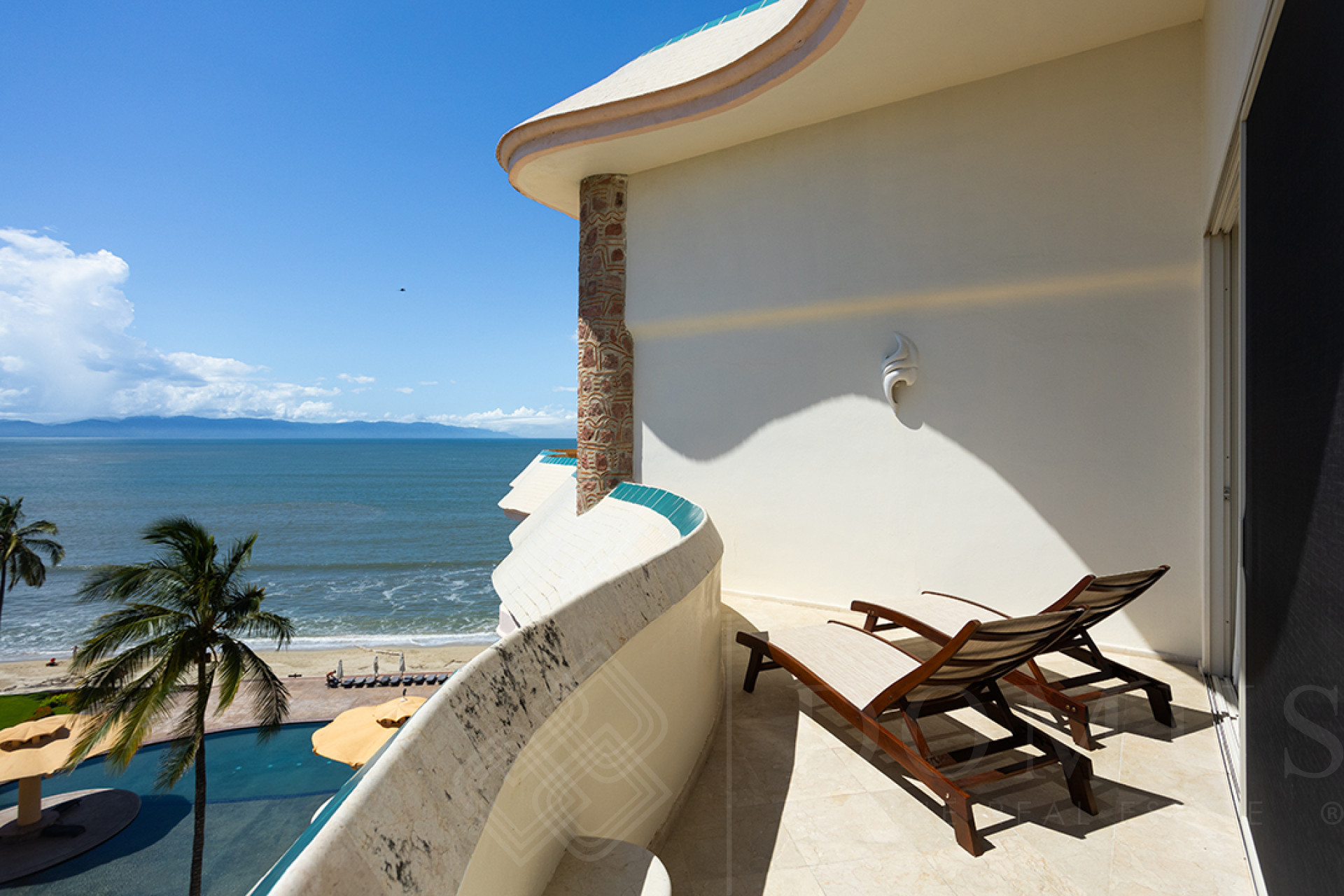 Galeria de Quinta del Mar Torre 2 PH 601 - Penthouse frente al mar en venta Riviera Nayarit