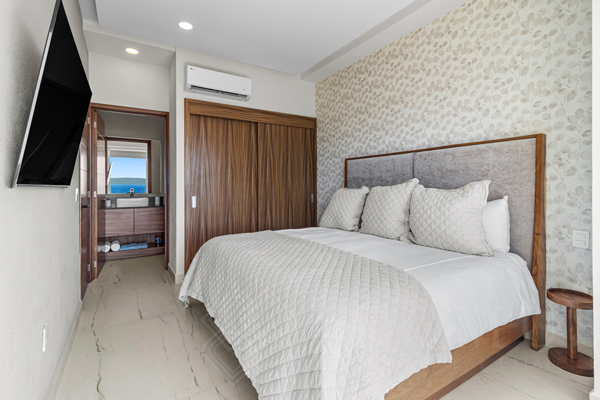 Galeria de Quinta Banderas 501 - Departamento en venta en Bucerías, Nayarit