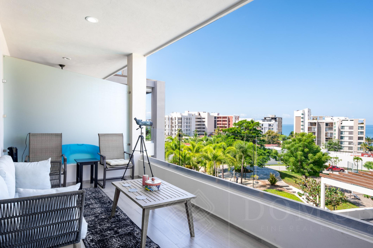 Departamento en venta con vista al mar en condominio Quadrant Bucerías, Riviera Nayarit