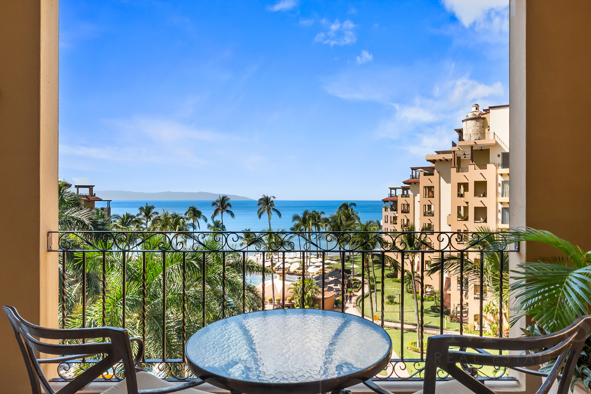 Image gallery of Condo 2503 Villa La Estancia