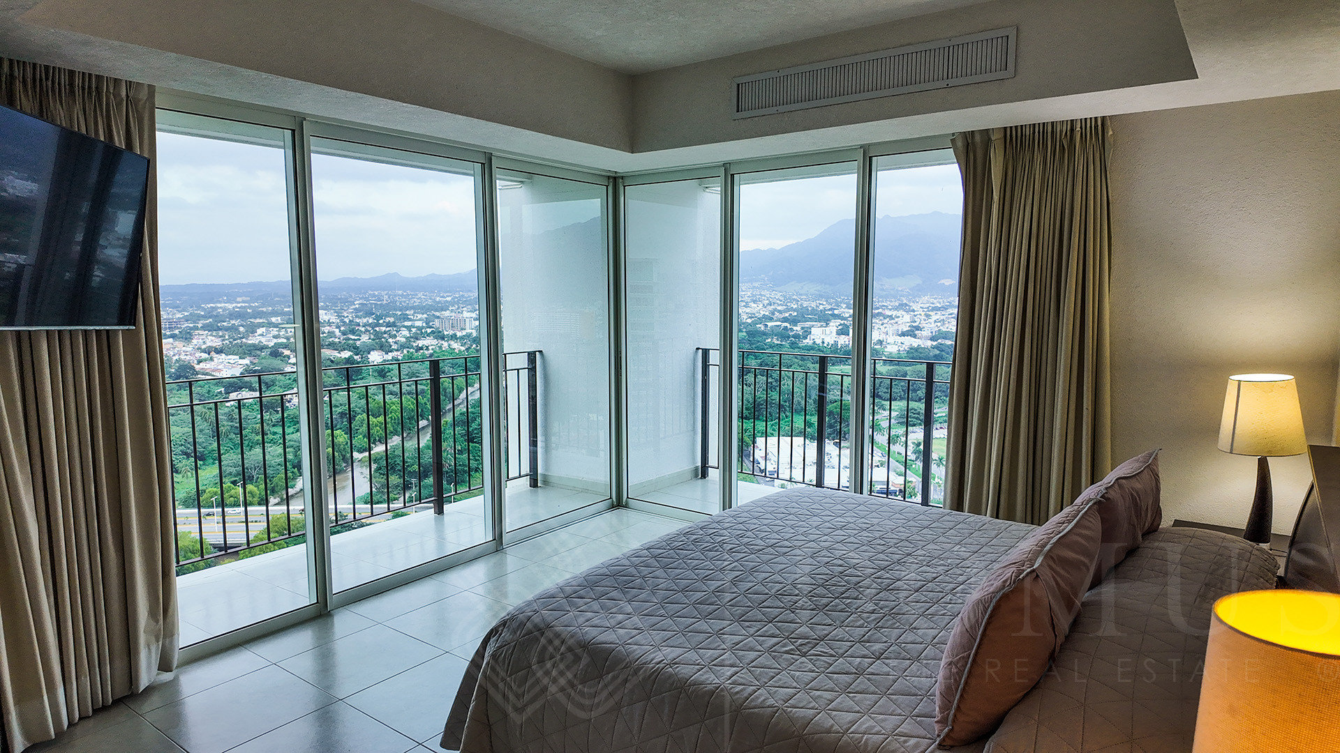 Galeria de Departamento 2501 Torre 3000, Grand Venetian