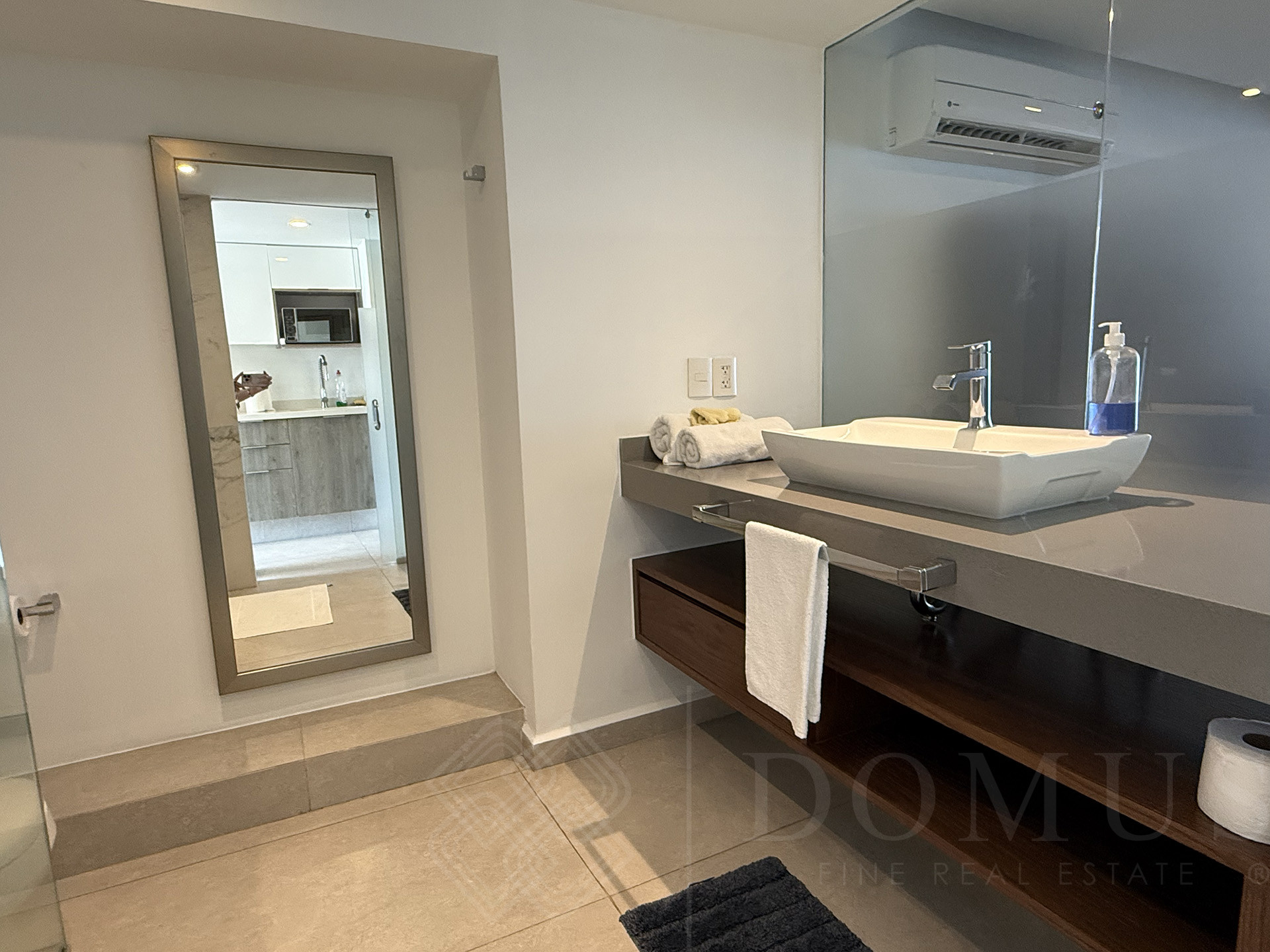 Galeria de Harbor 171 Torre Sur #6009