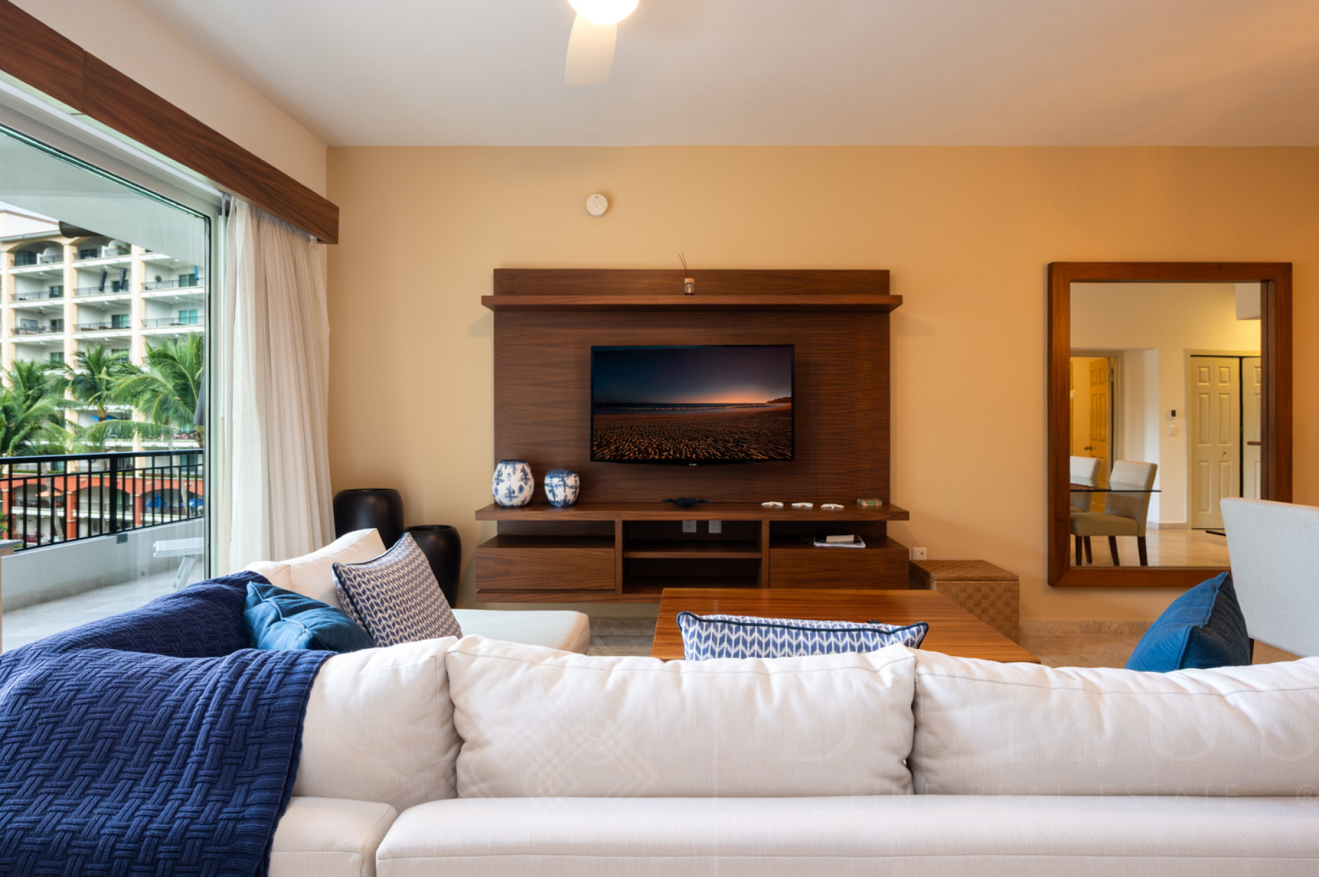 Galeria de Playa Royale Departamento #3405