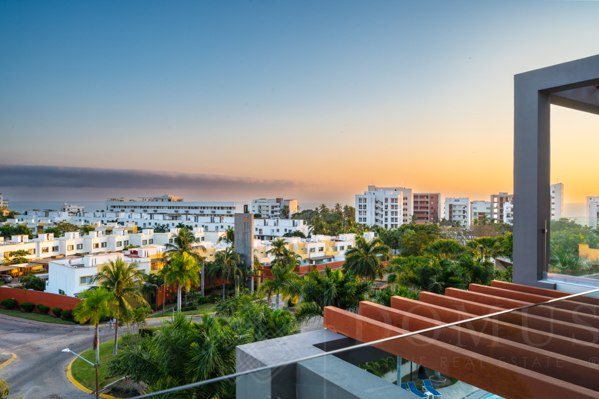 Galeria de Quadrant PH 1506, Bucerías