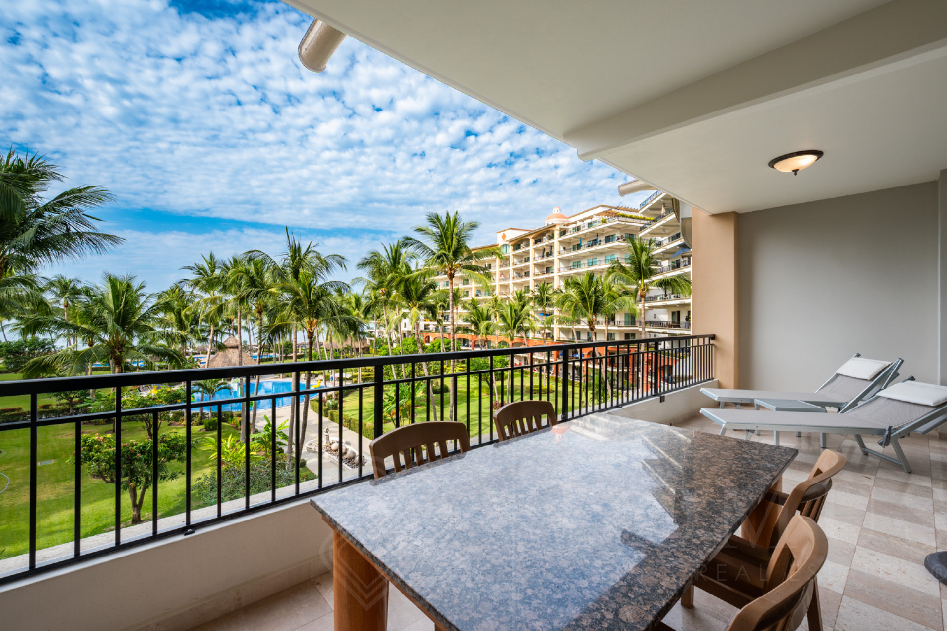 Galeria de Playa Royale Torre 3 #405, Nuevo Vallarta