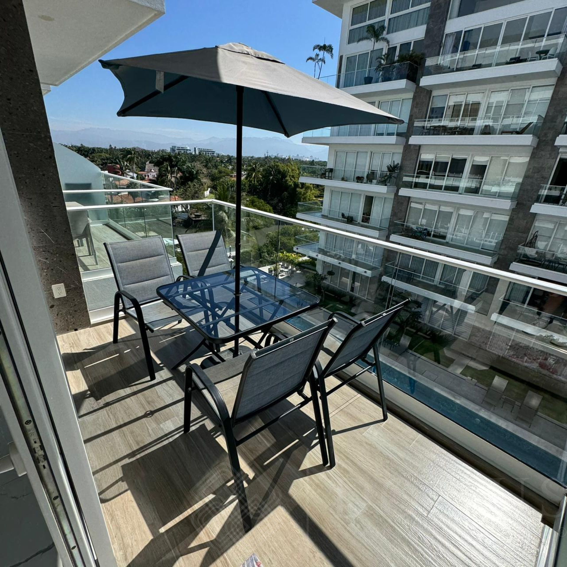 Galeria de Departamento 403A Quinta San Miguel Canal Torre 2