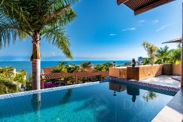 Villa Cereza 4, Punta Esmeralda