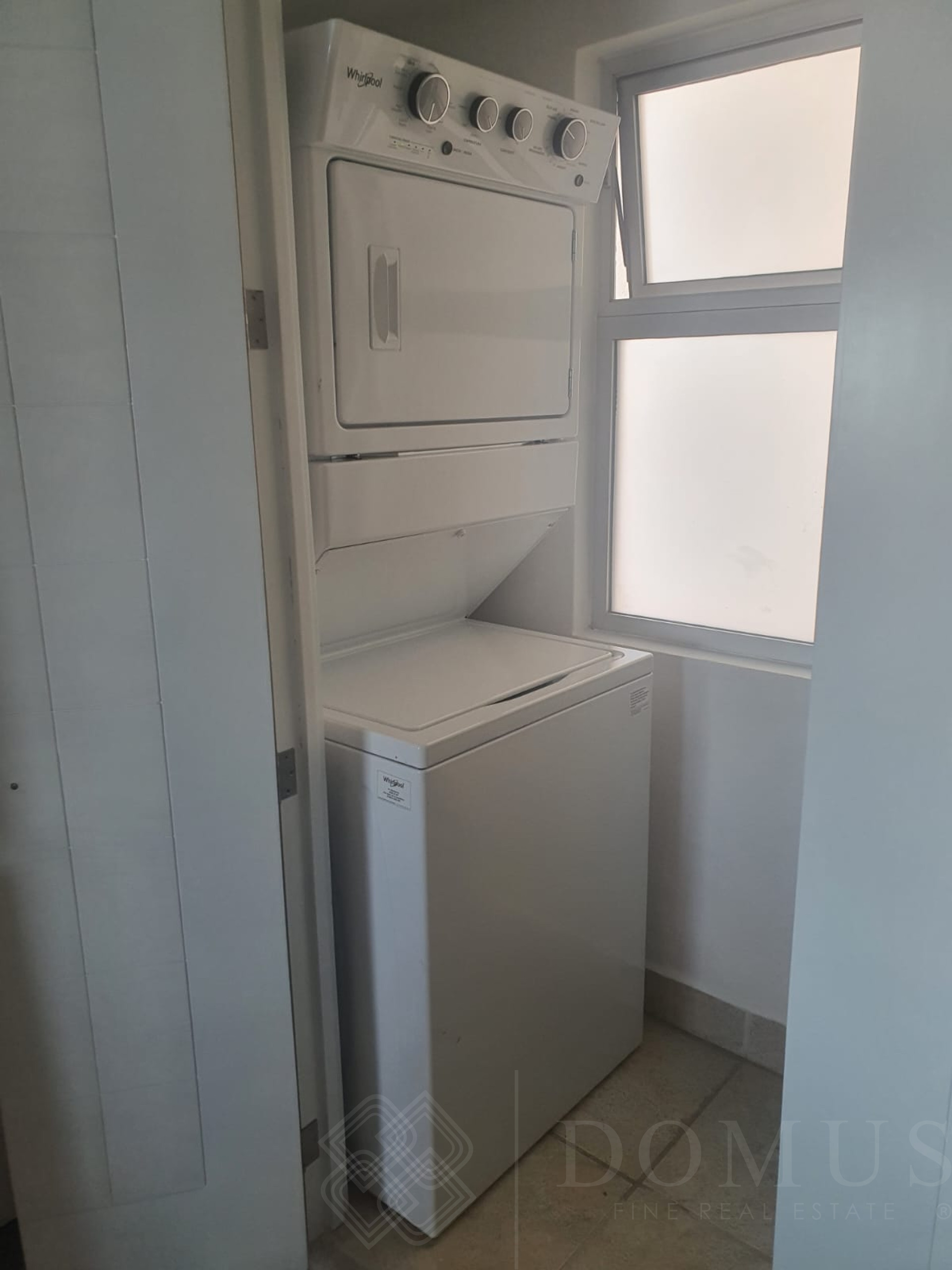 Galeria de Deck 12 Unidad #1103