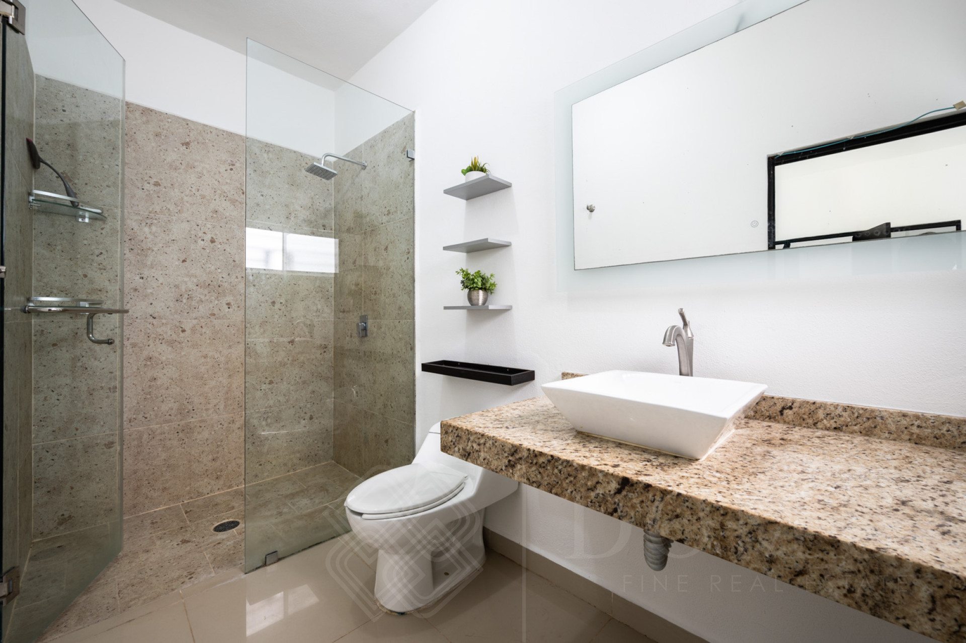 Galeria de Casa Las Estrellas, Villas Universidad