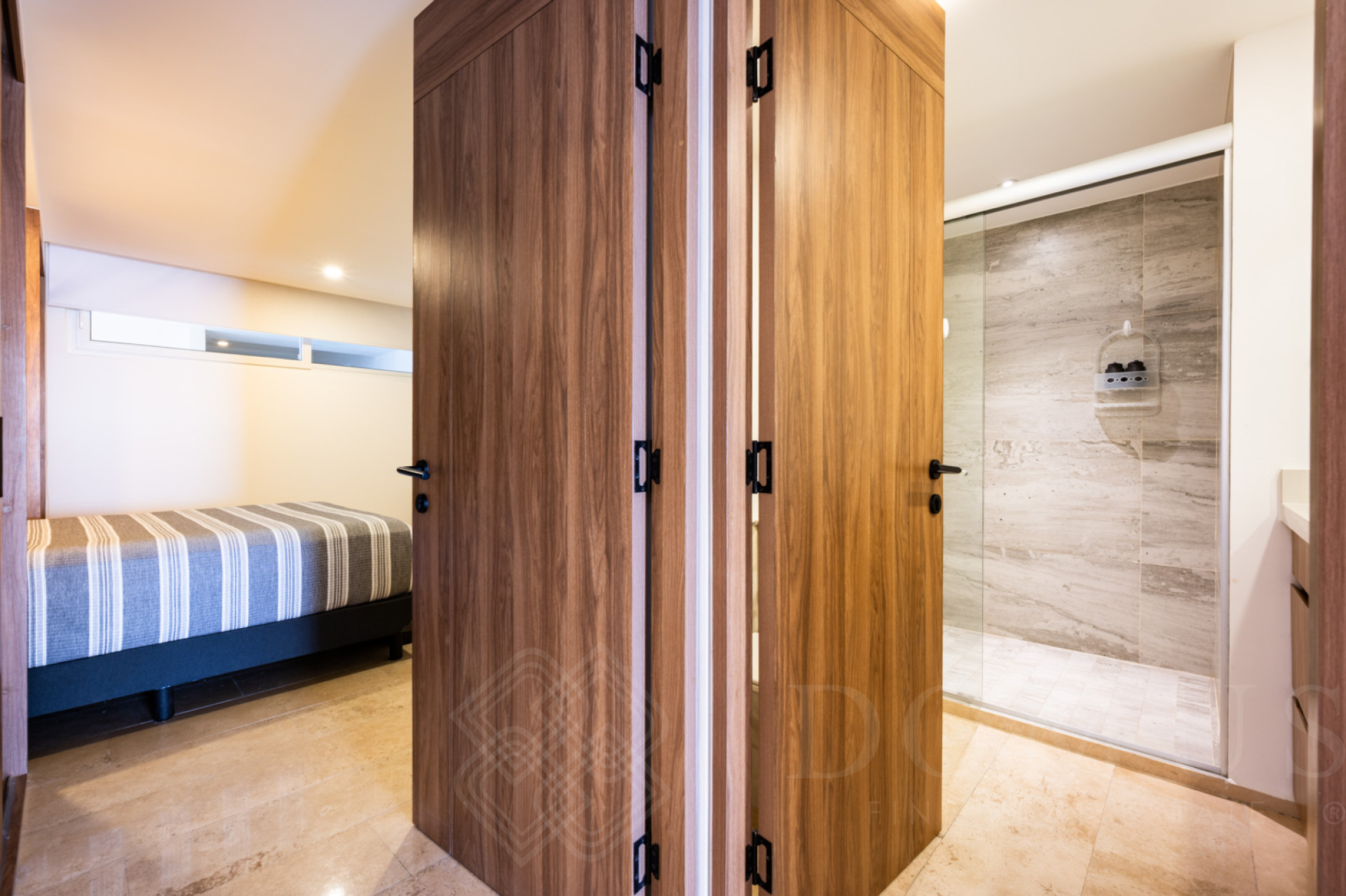 Image gallery of Harbor 171 North Tower Unit #506