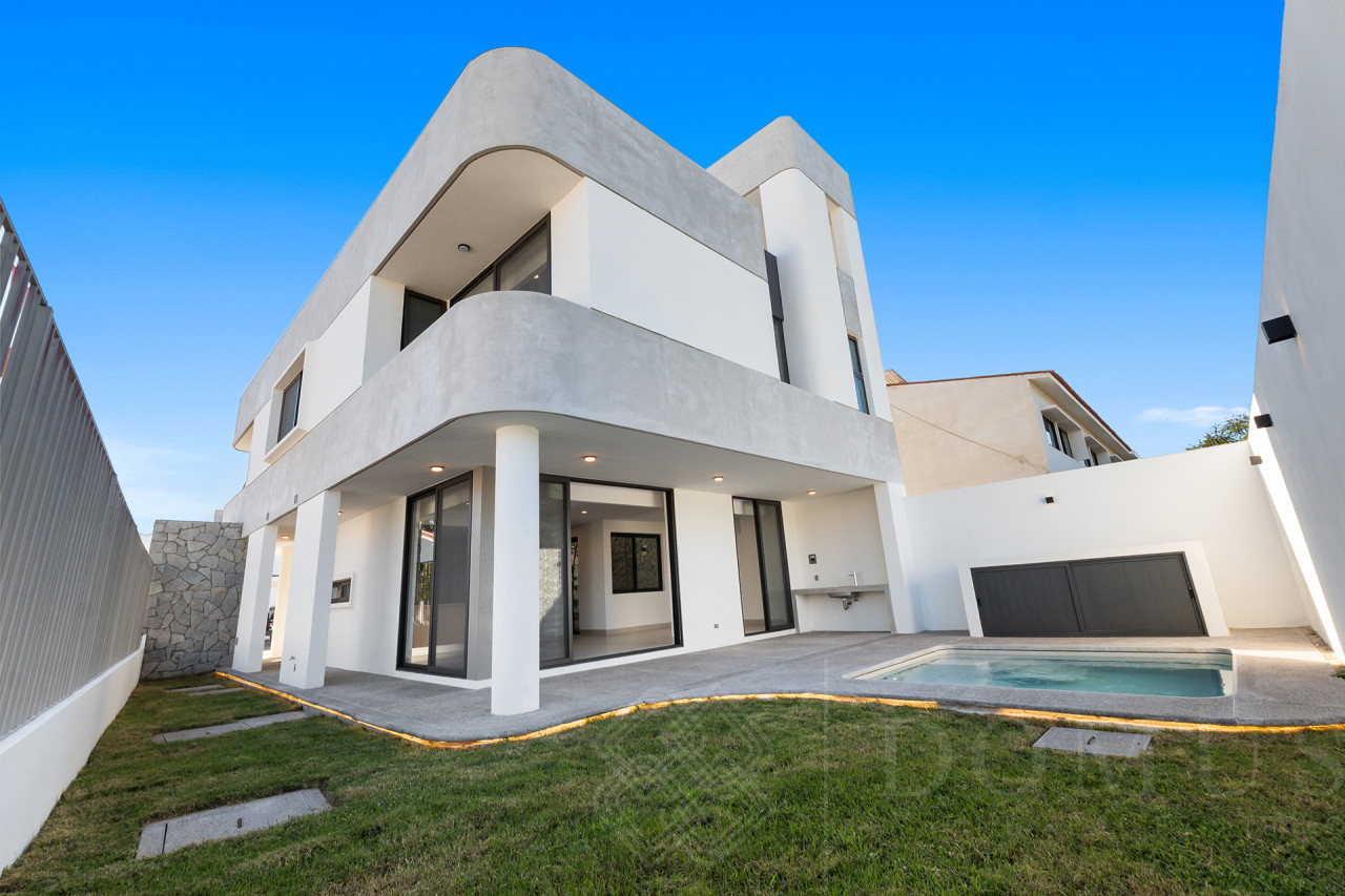 Casa Logo Erie #279 en venta en Fluvial Vallarta