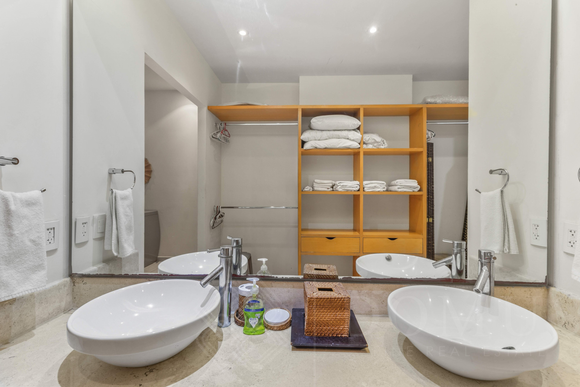 Image gallery of Condo #116, La Joya Huanacaxtle