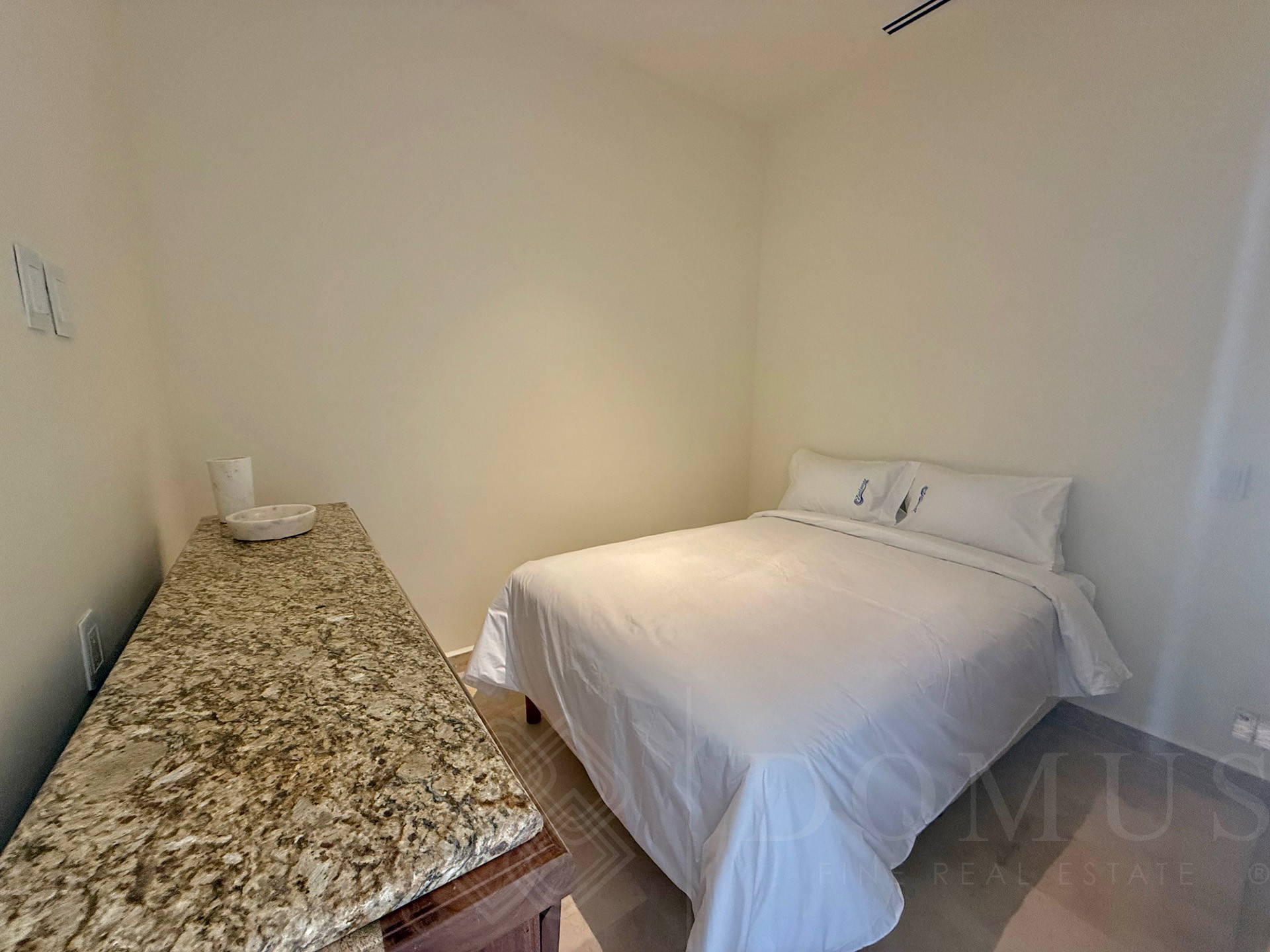 Galeria de Zantamar PH 609-B UP 186