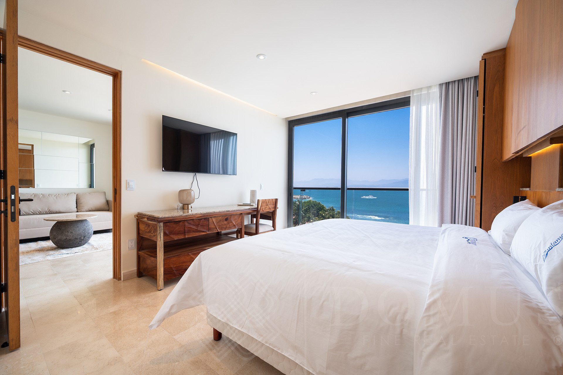 Image gallery of Zantamar 302-B UP 94