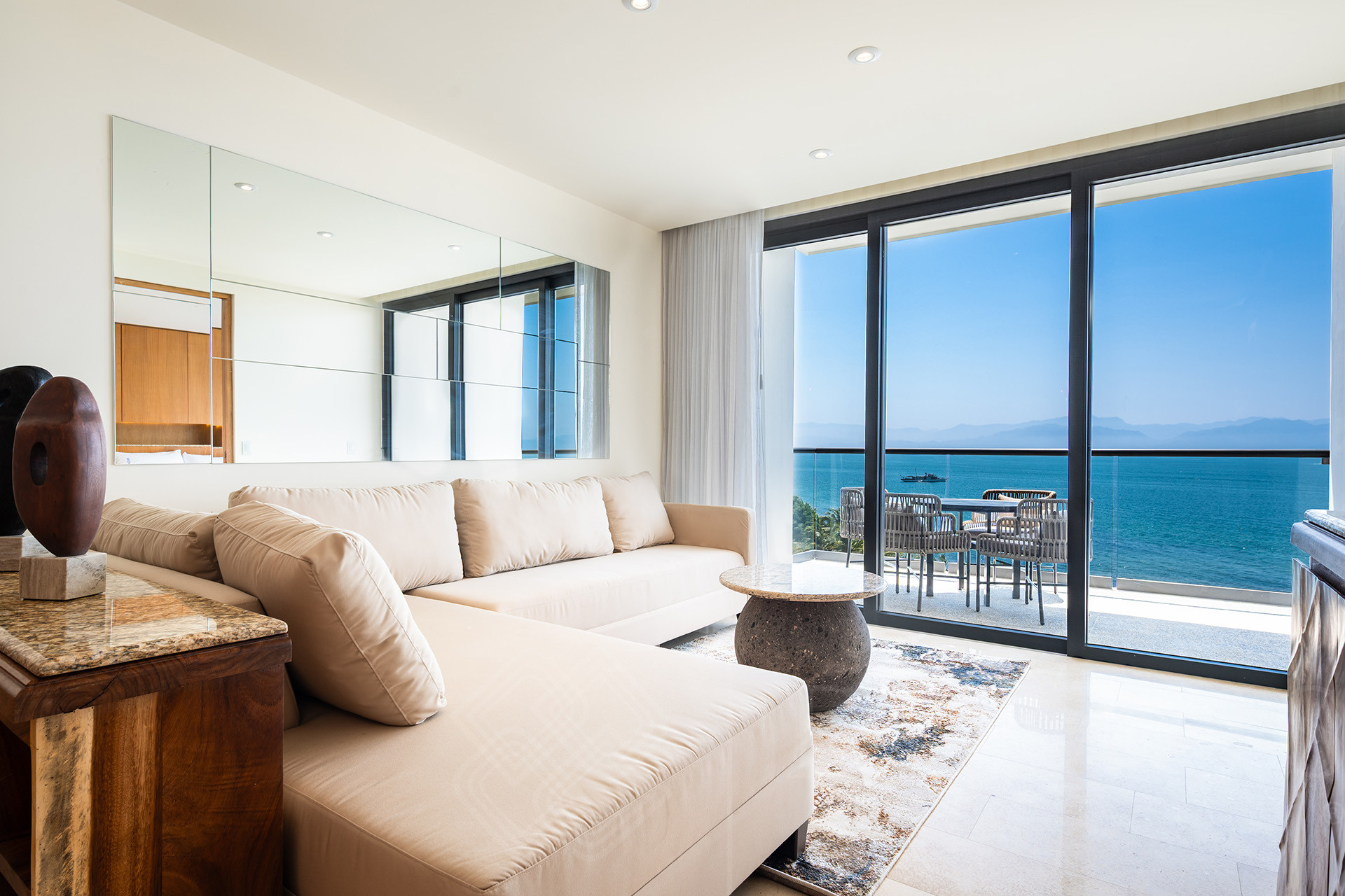 Image gallery of Zantamar 302-B UP 94