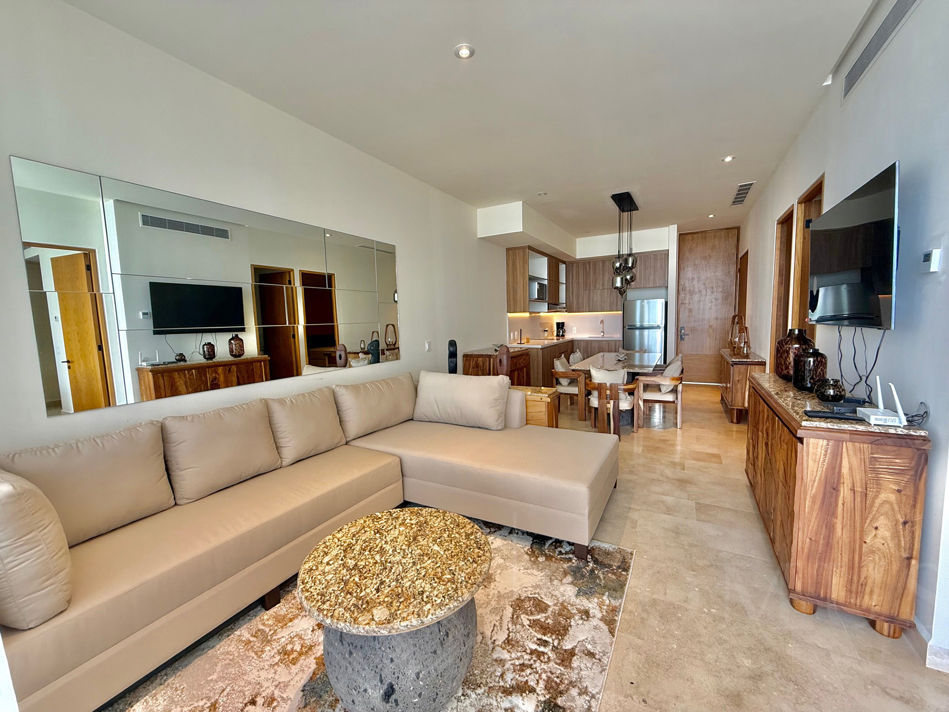 Image gallery of Zantamar PH 604-B UP 191