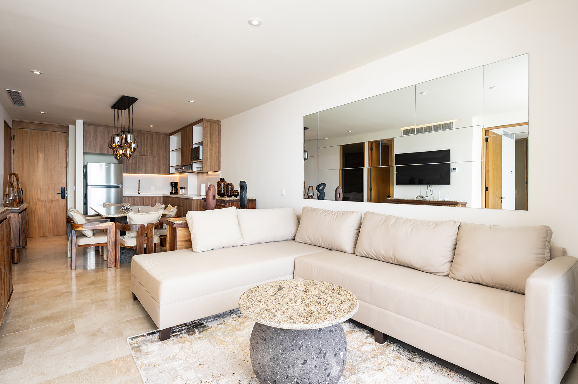 Galeria de Zantamar 305-B UP 97