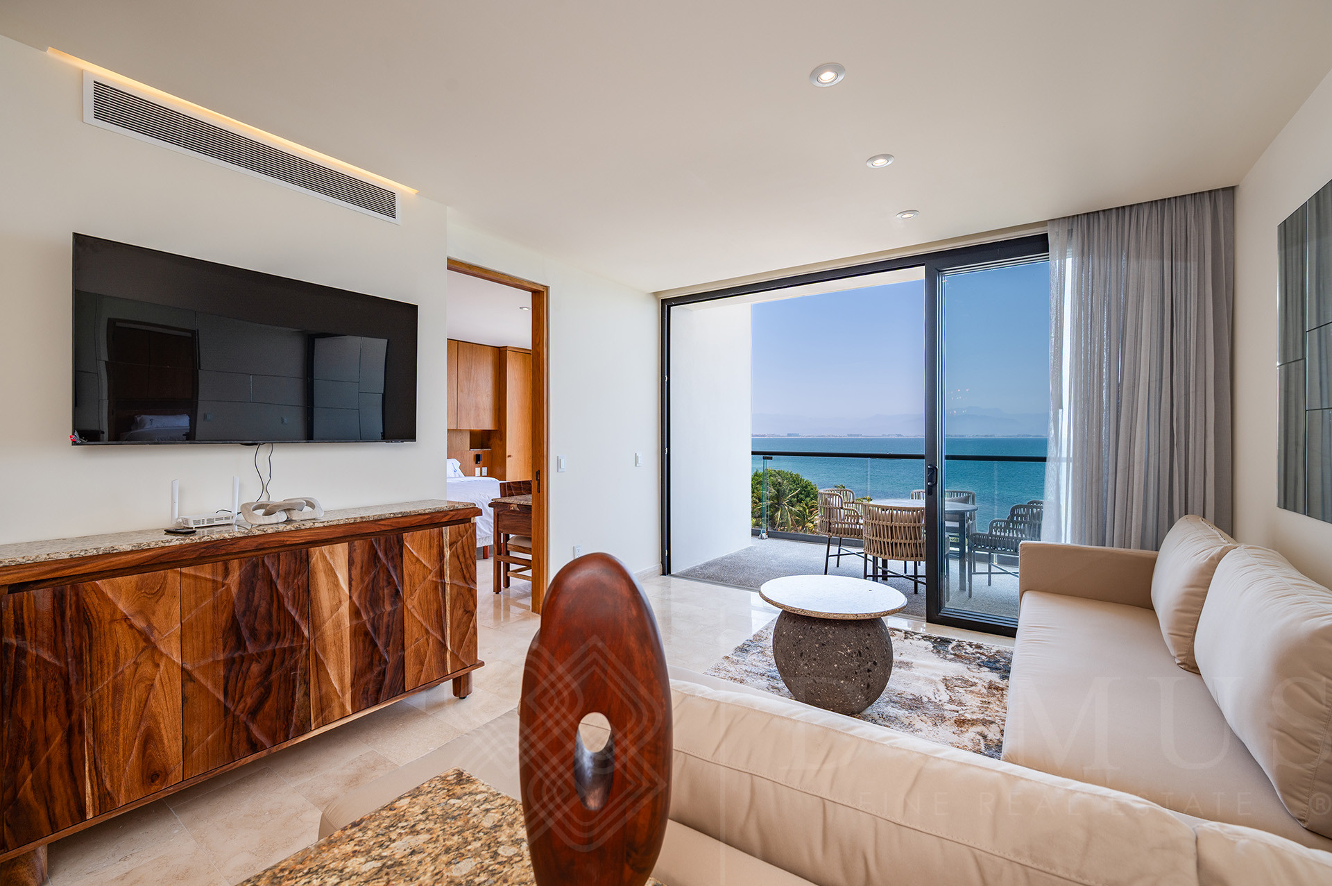 Image gallery of Zantamar 308-B UP 100
