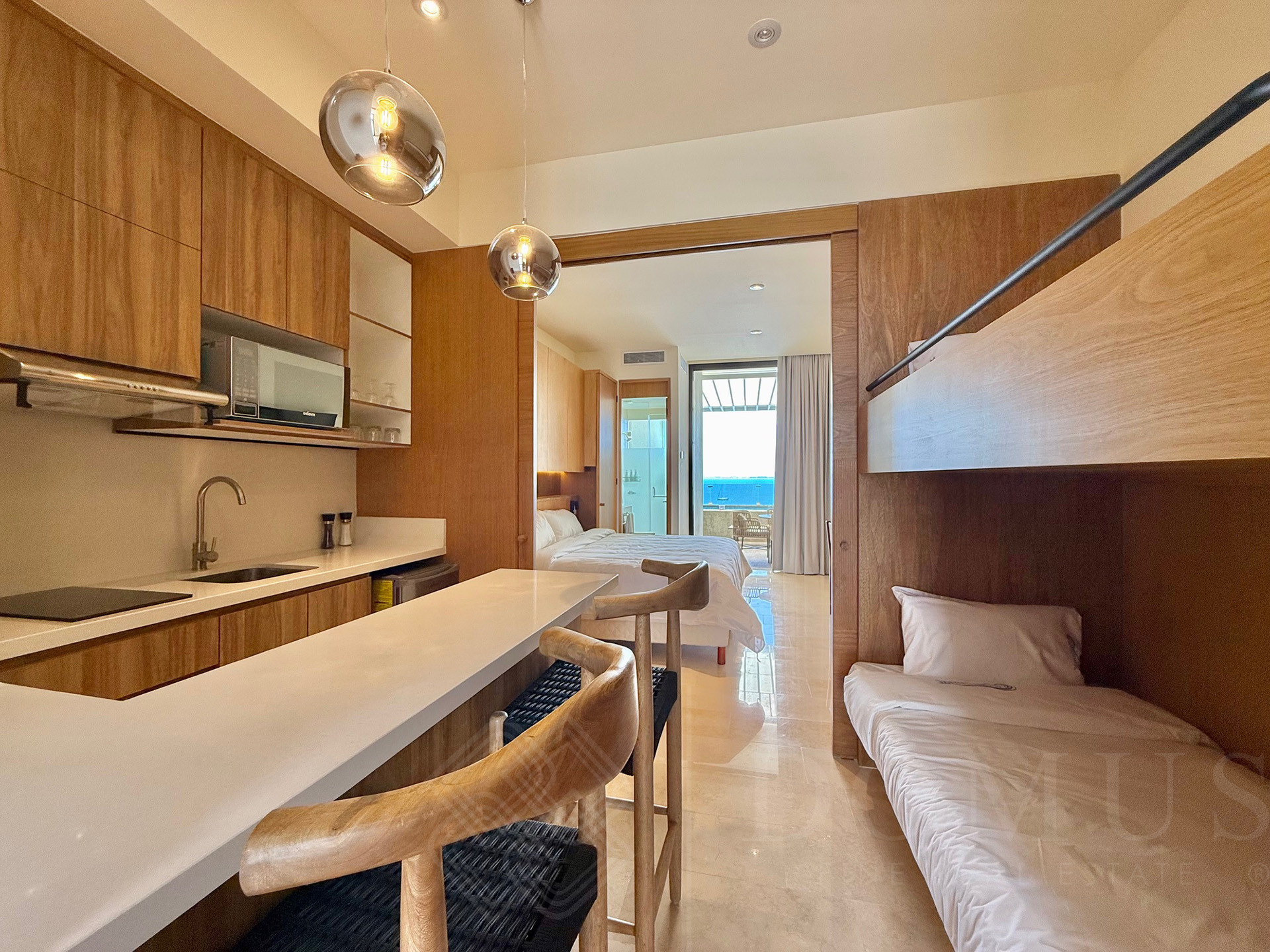 Image gallery of Zantamar PH 608-B UP 187