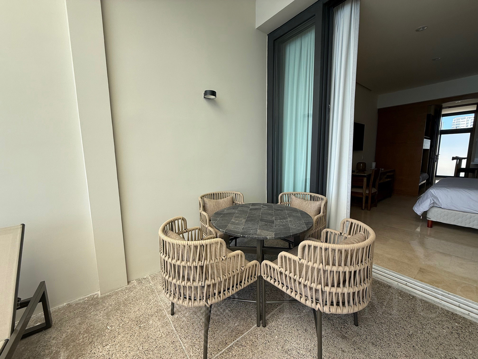 Image gallery of Zantamar PH 608-B UP 187