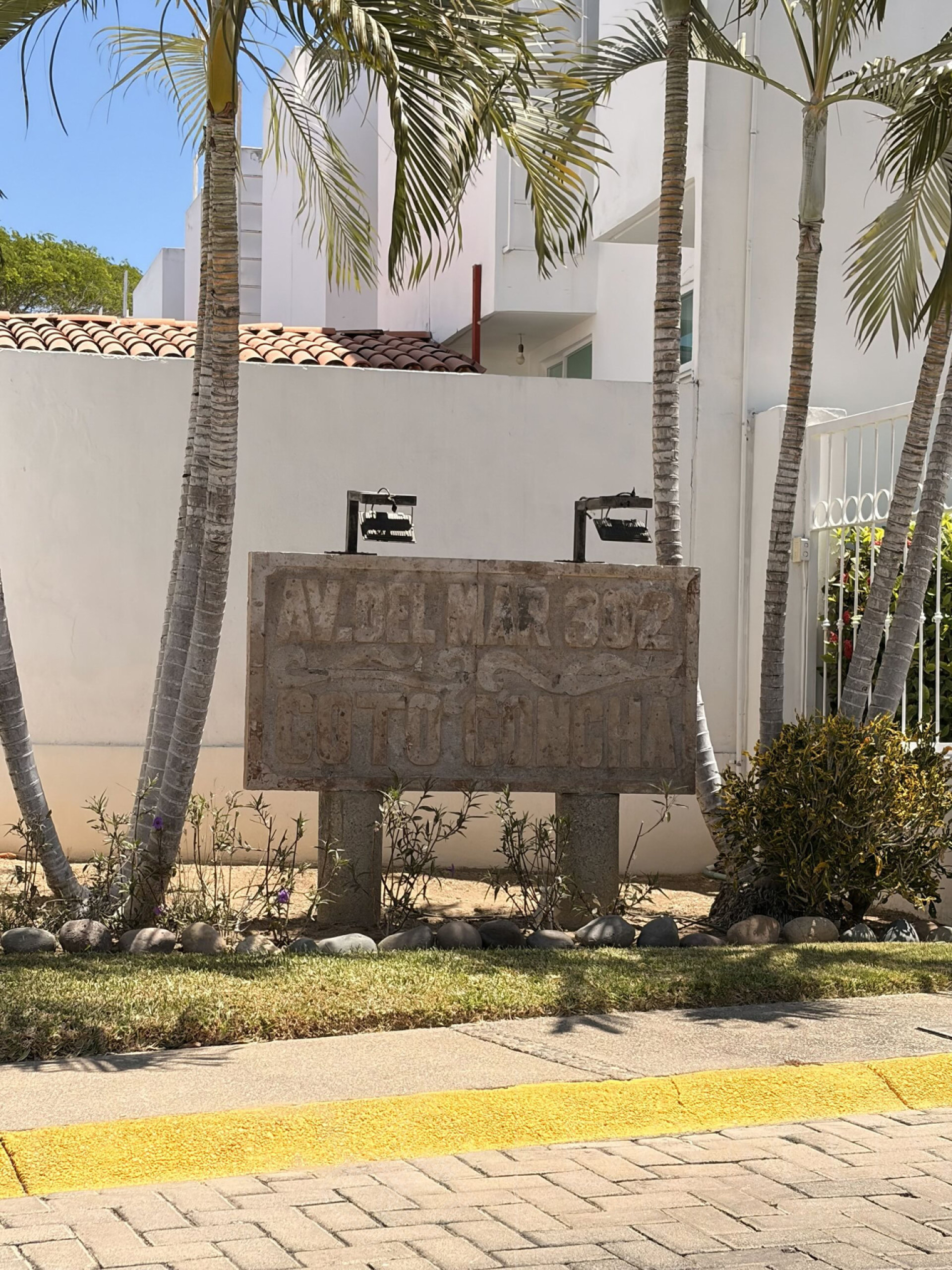 Galeria de Casa Peña, Coto Concha #9, Terralta III