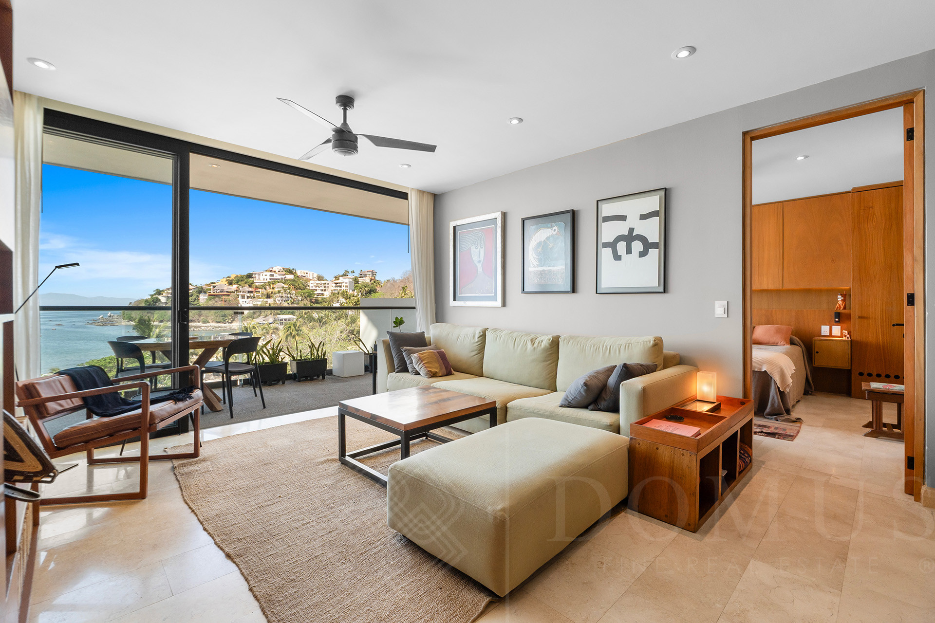 Image gallery of Zantamar A201 UP-92