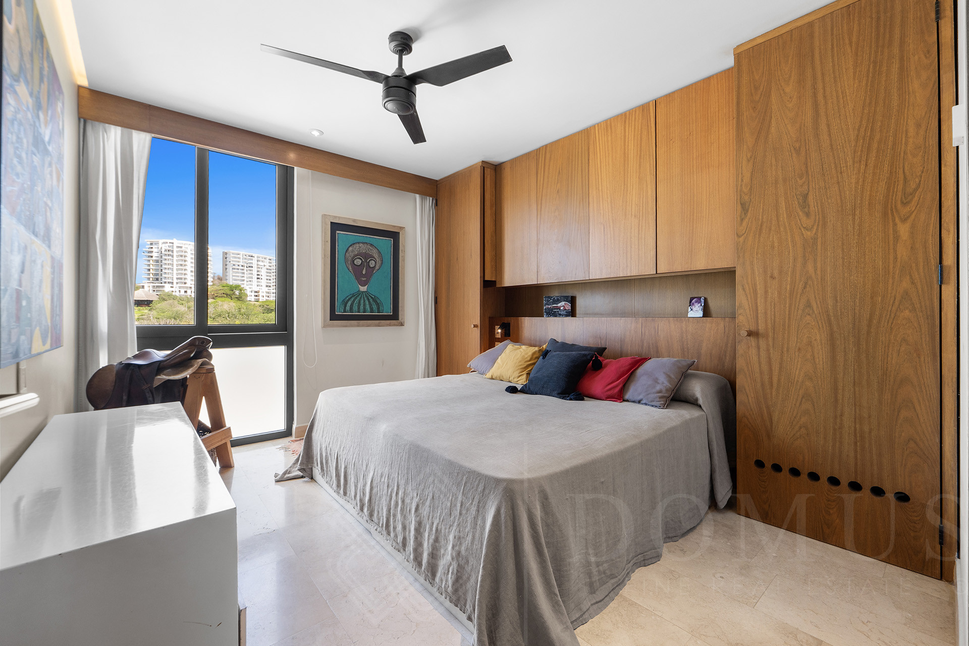 Image gallery of Zantamar A201 UP-92