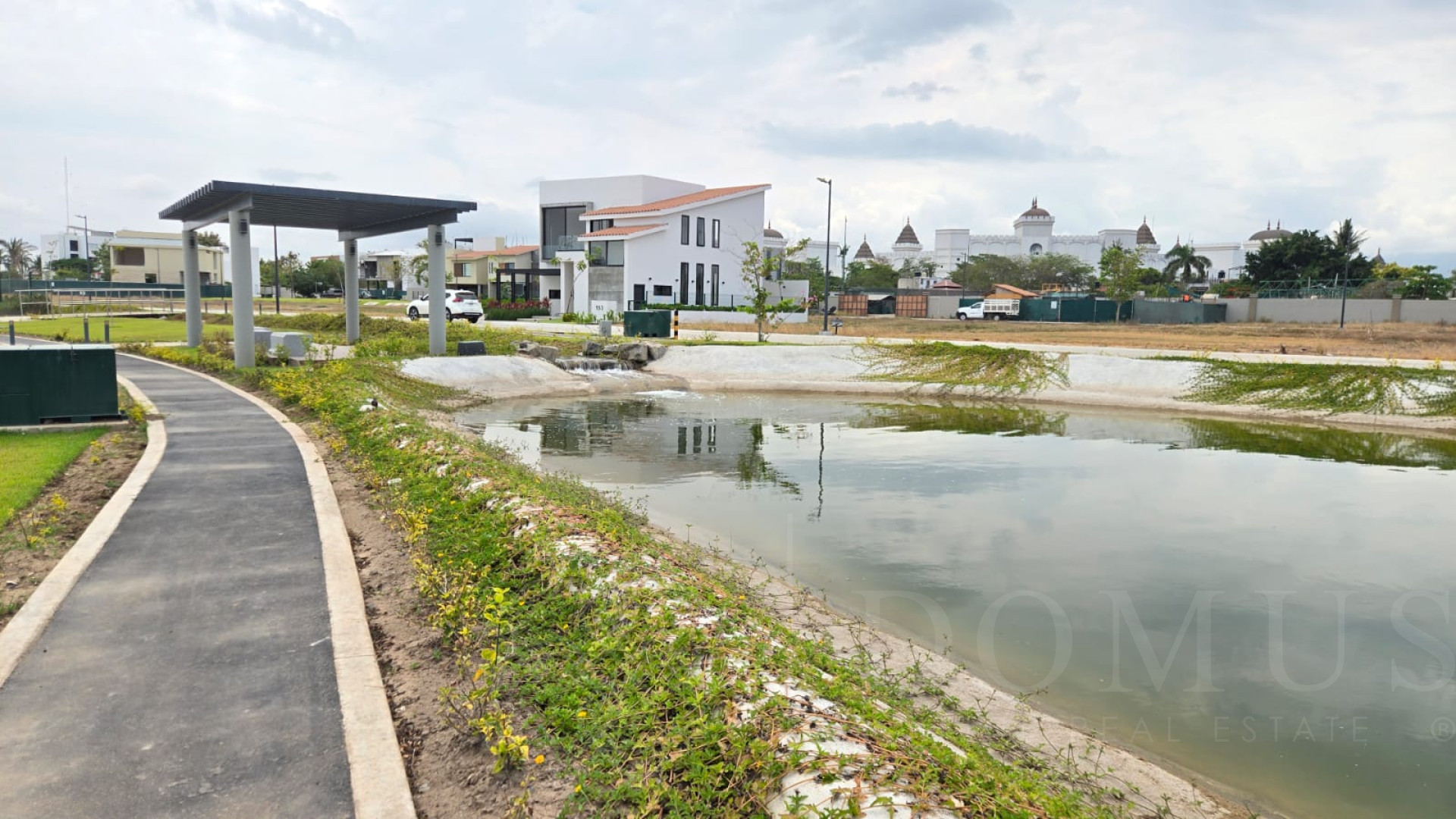 Galeria de Lote #184 Karakal, Nuevo Vallarta