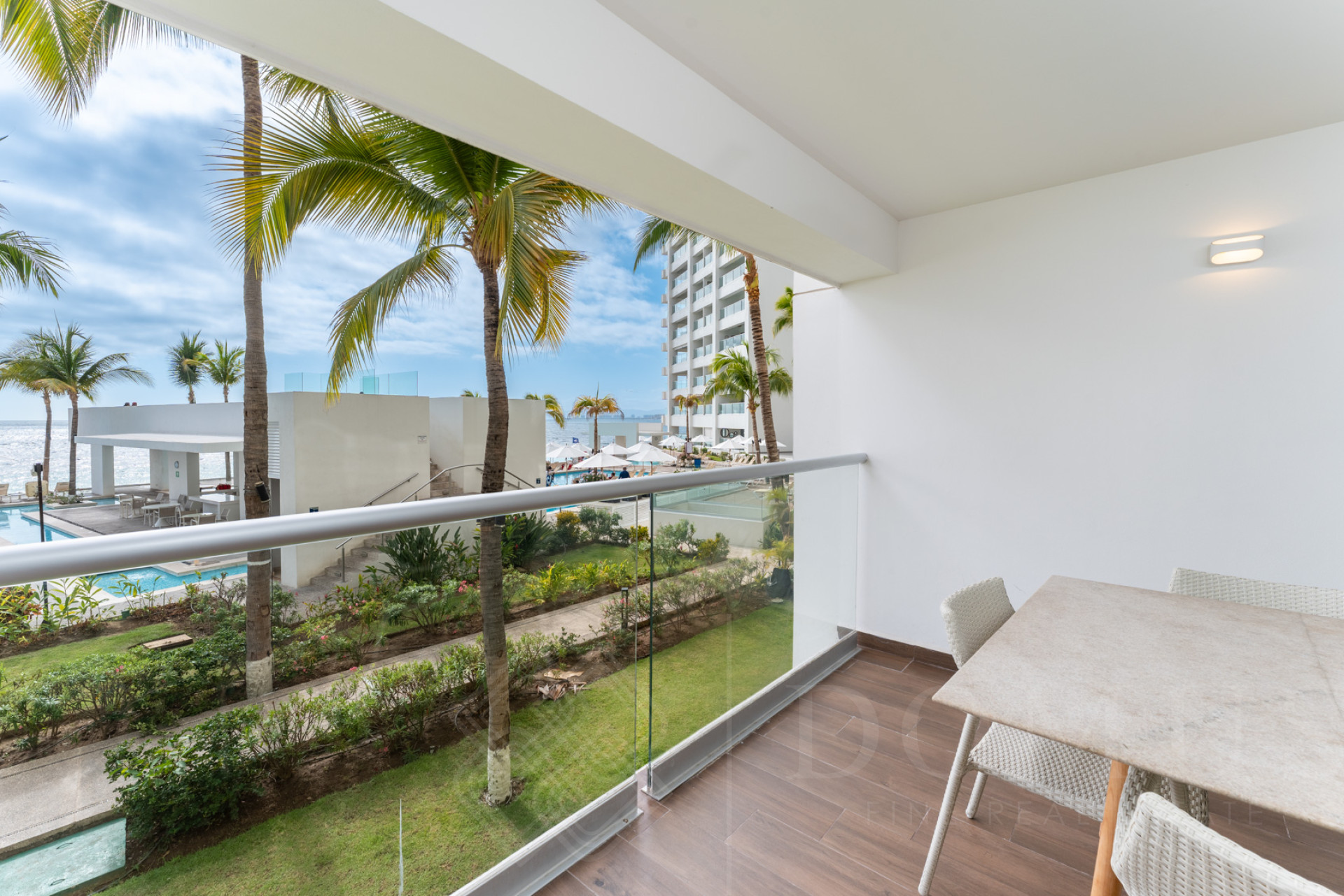 Image gallery of Harbor 171 South Tower Unit #2006