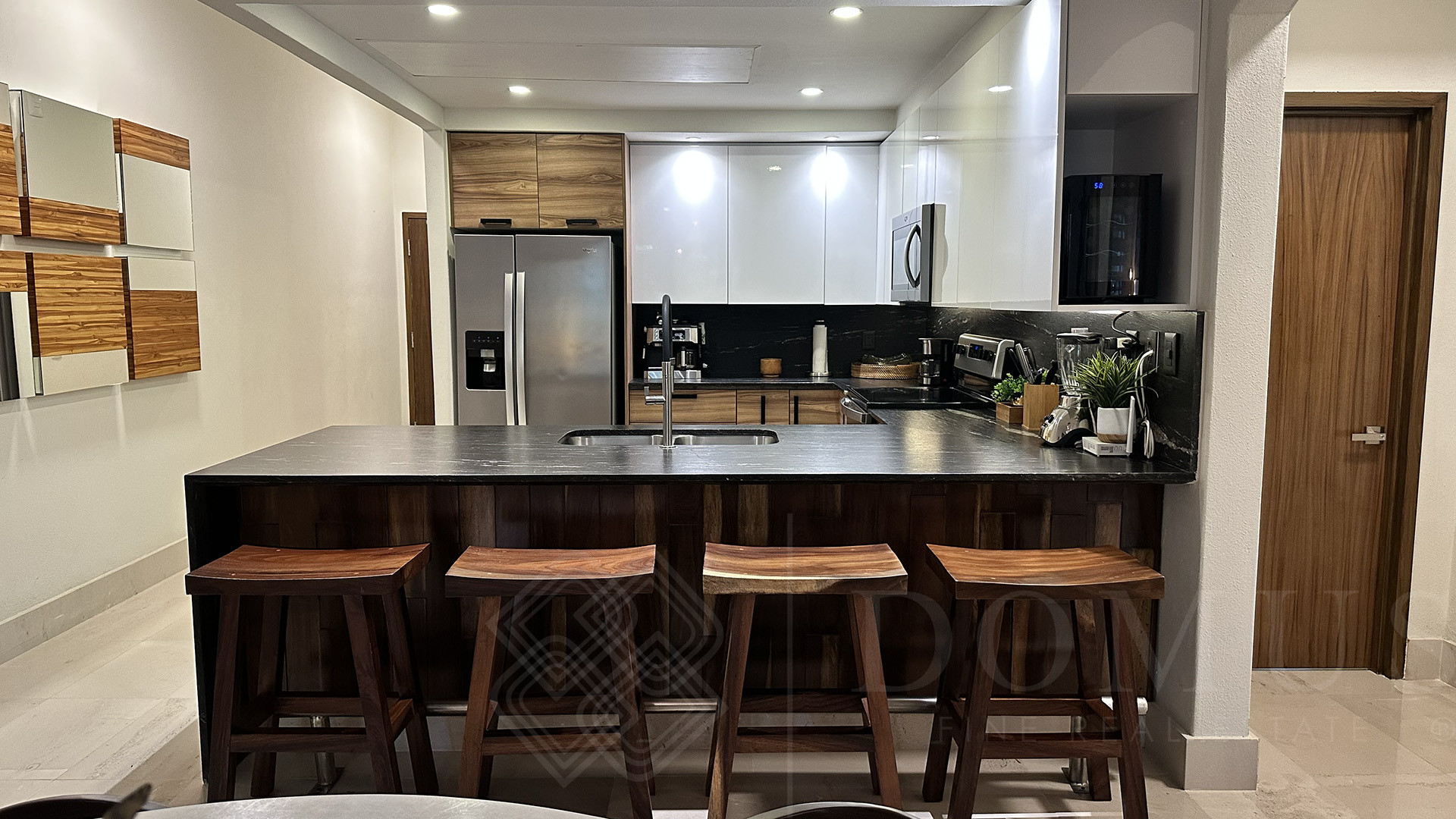 Image gallery of Playa Royale Tower 4 Unit #4103