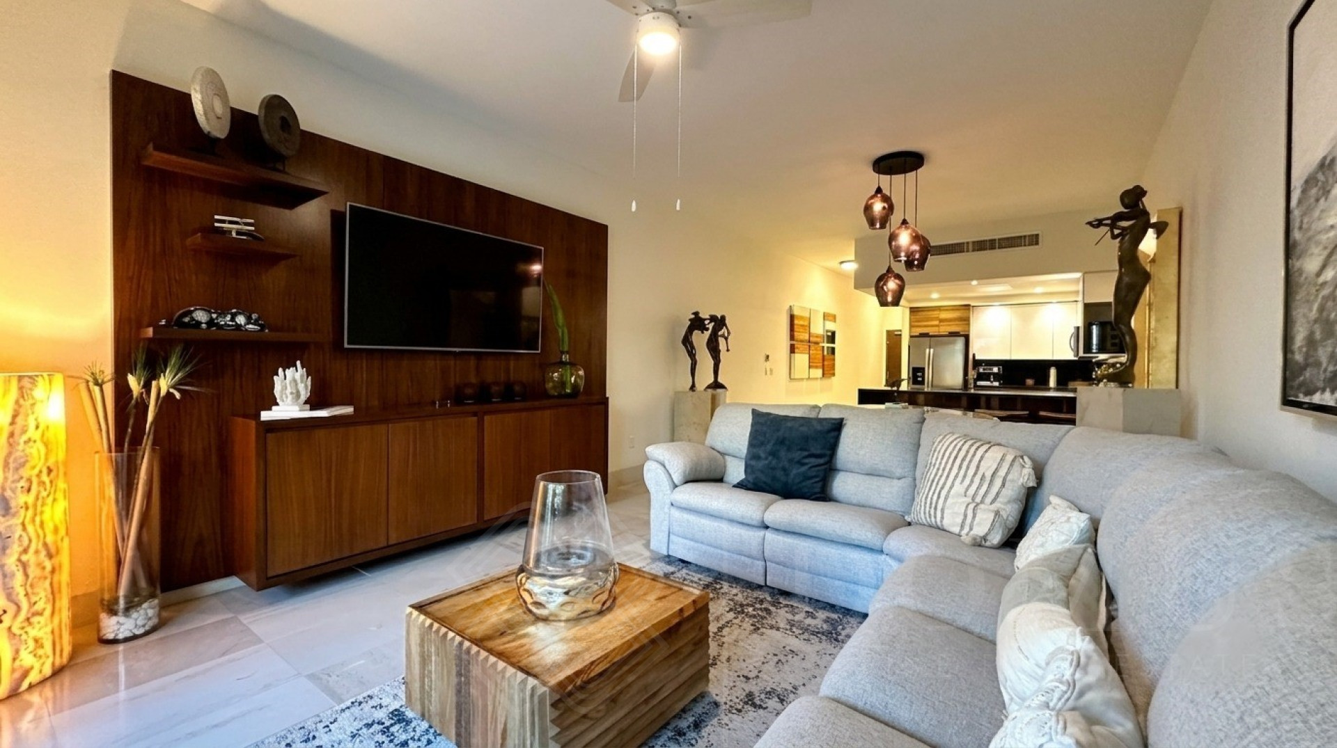 Image gallery of Playa Royale Tower 4 Unit #4103