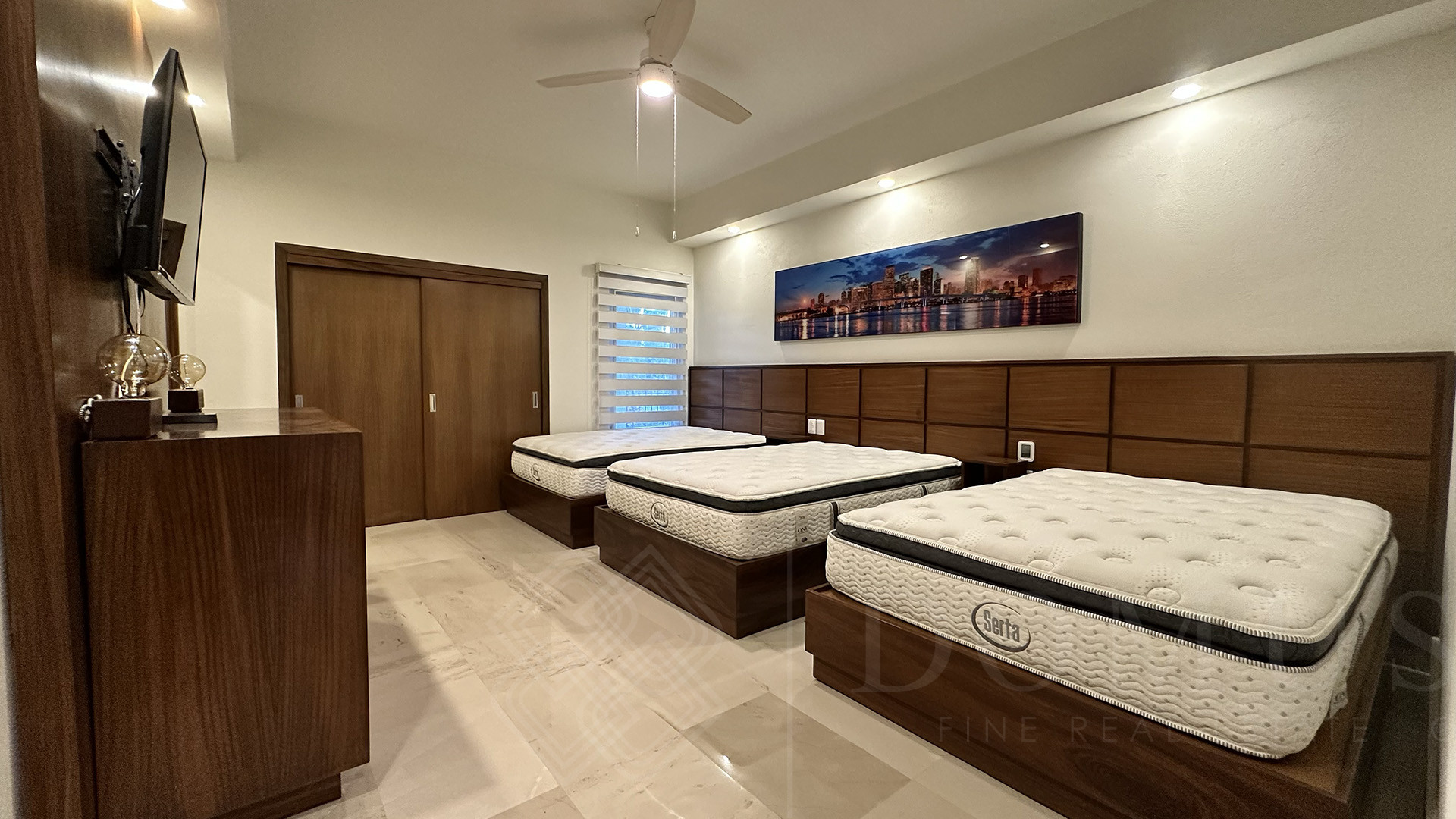 Image gallery of Playa Royale Tower 4 Unit #4103