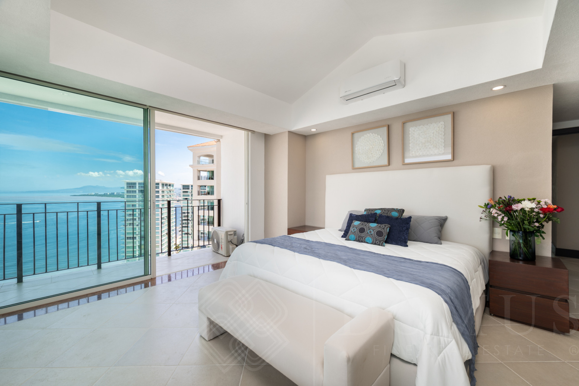 Galeria de Grand Venetian Torre 1000 - #2105